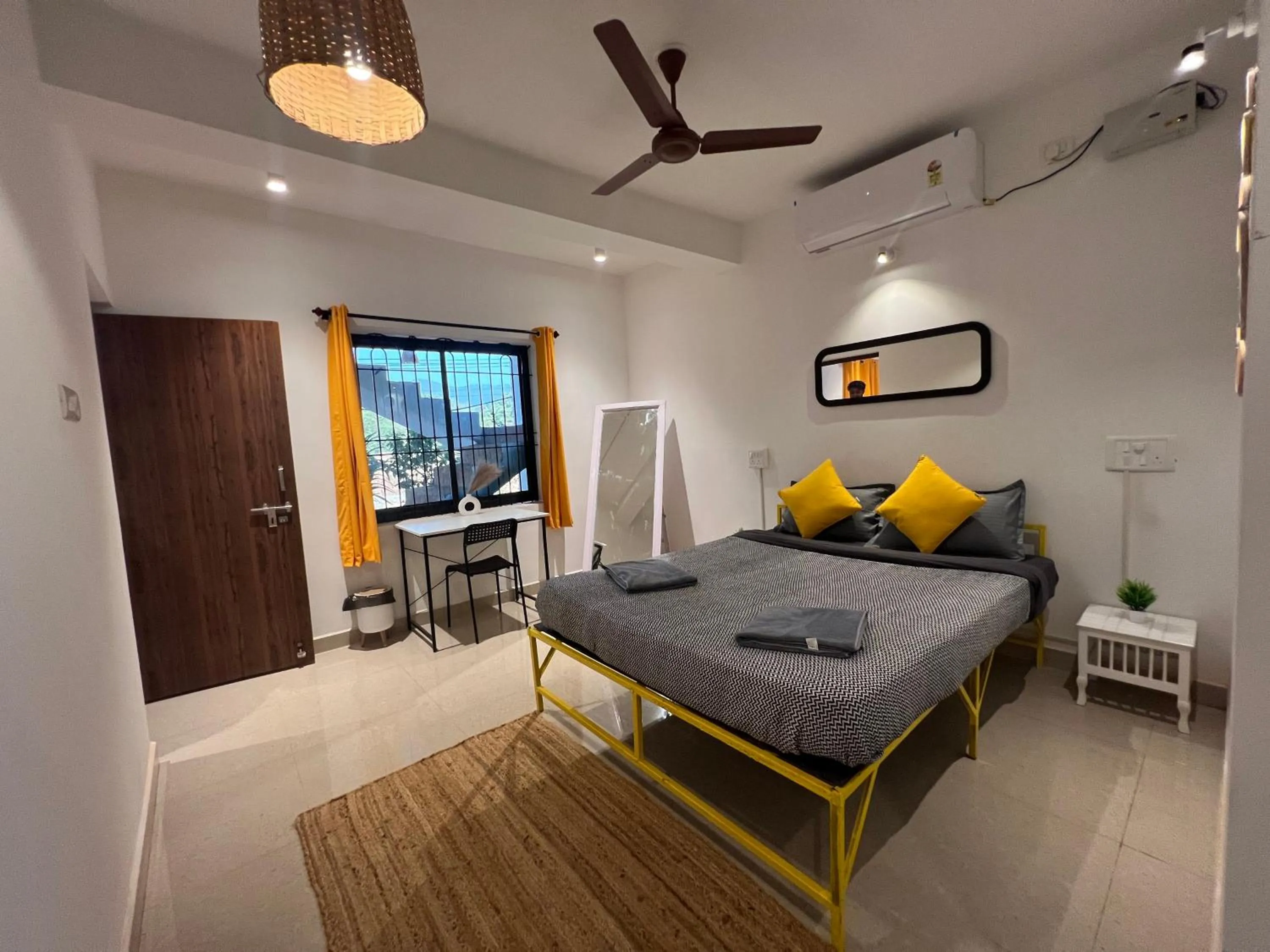 Bed in Whoopers Party Hostel, Palolem