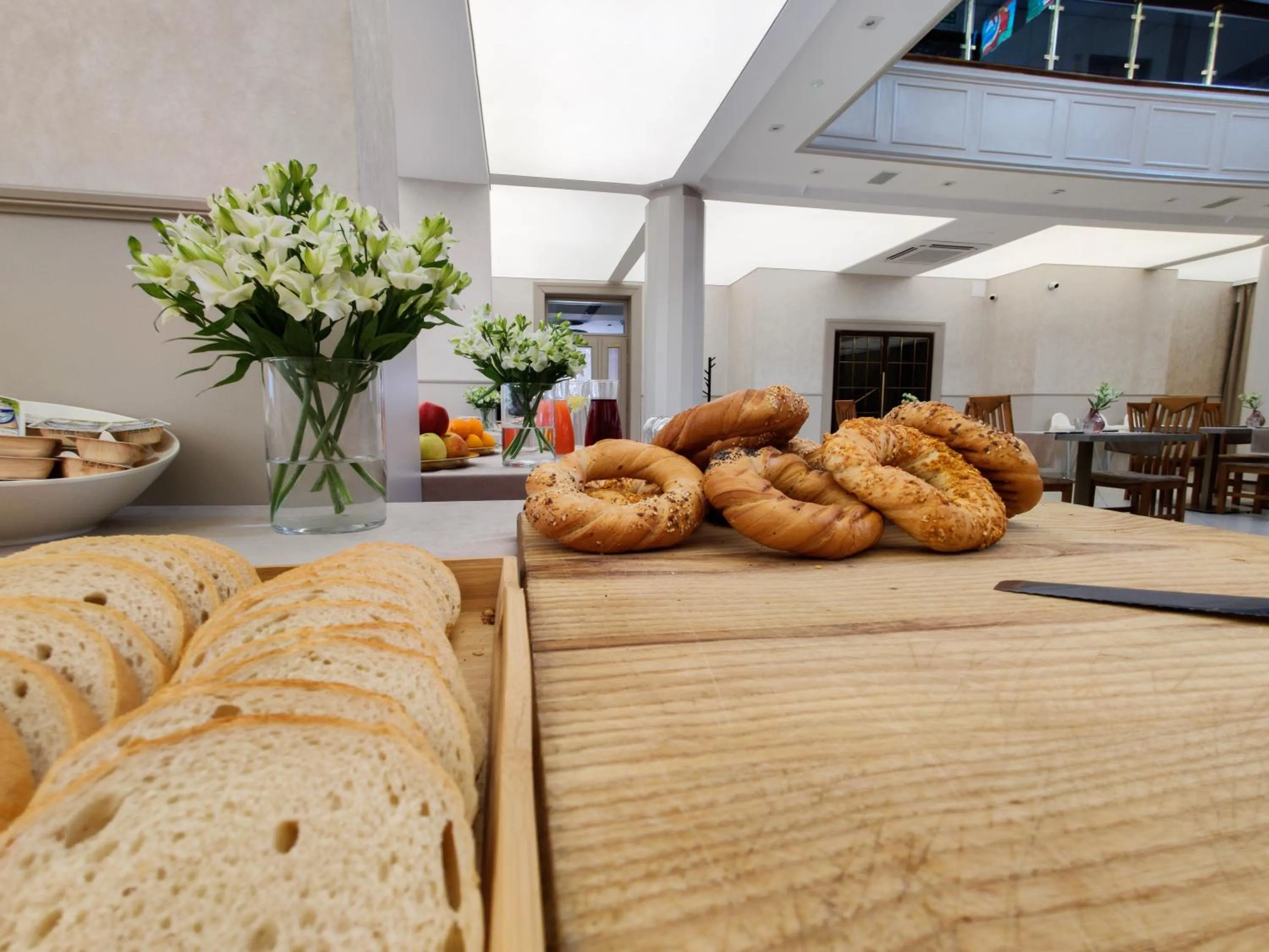 Food close-up in 70s Hostel