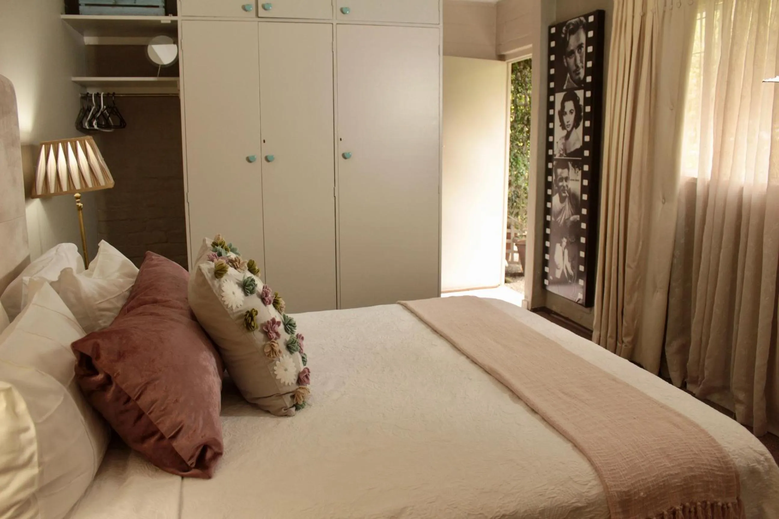 Bedroom, Bed in Cathkin Cottage Bed & Breakfast