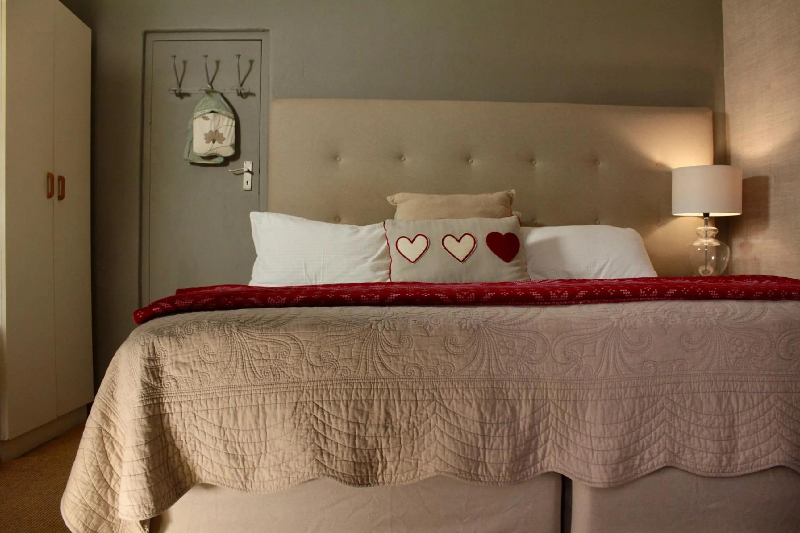 Bedroom, Bed in Cathkin Cottage Bed & Breakfast