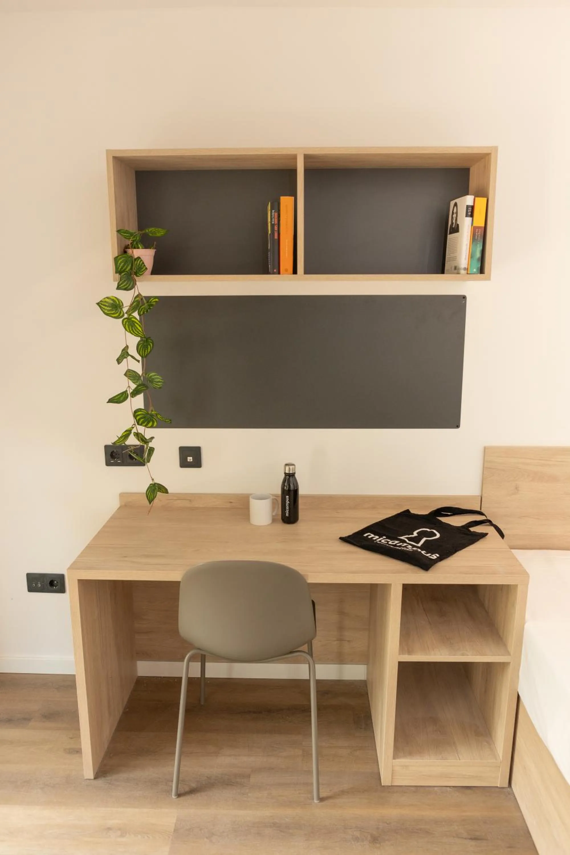 Seating area in Micampus Burjassot Parque Student Residence
