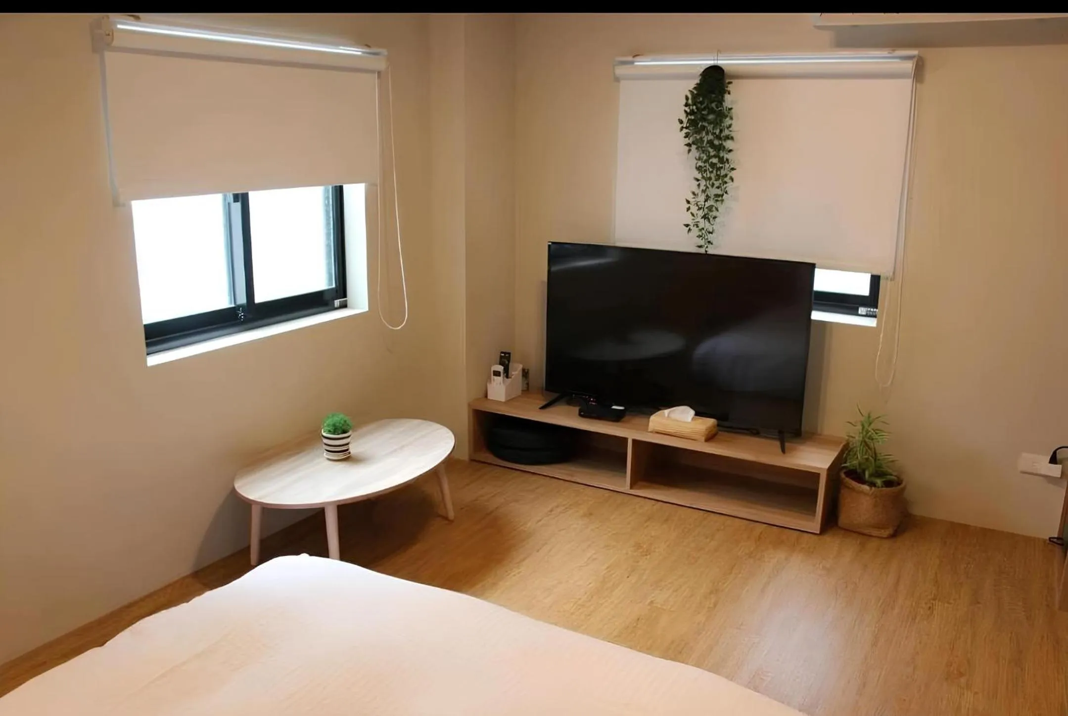 Photo of the whole room, Bed in 好趣旅店 How Chill Inn #風格設計民宿 #停車折抵 #可包棟