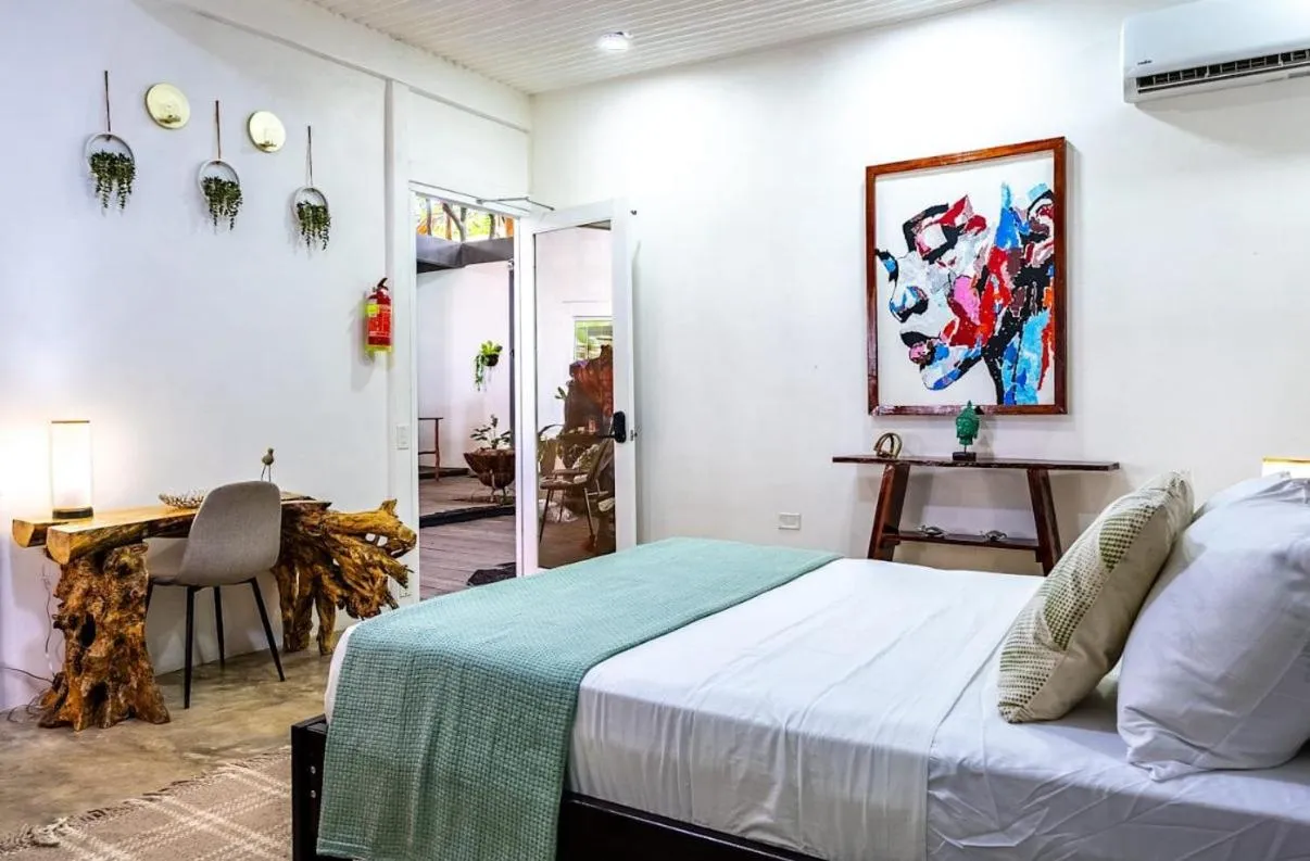 Bed in El Deseo Serendipity Tortuguero