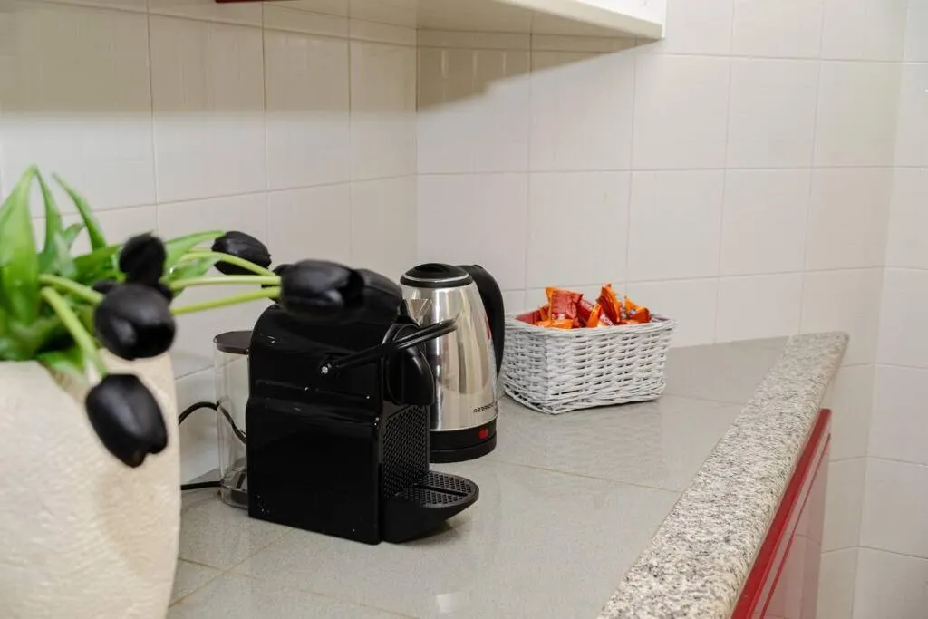 Beatrice: regal residence with wide garden