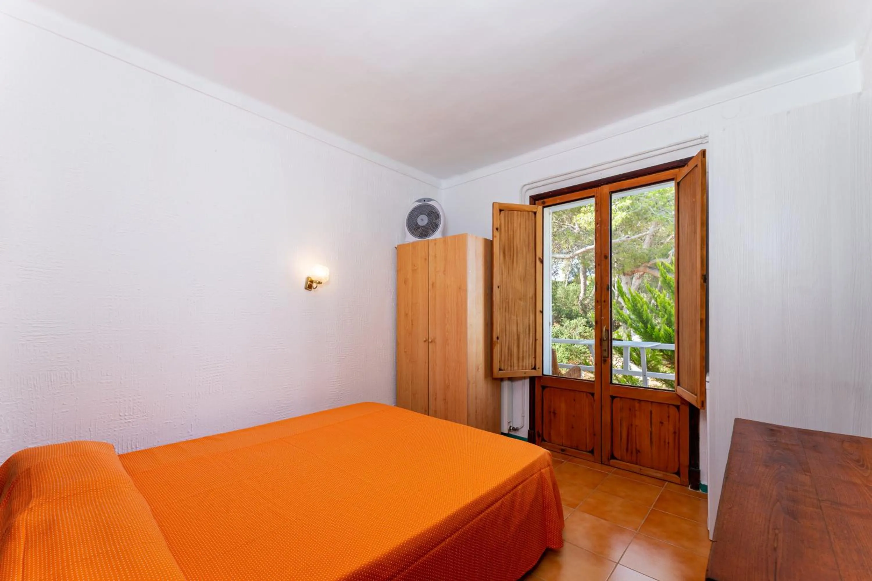 Photo of the whole room, Bed in Hostal Residencia San Francisco