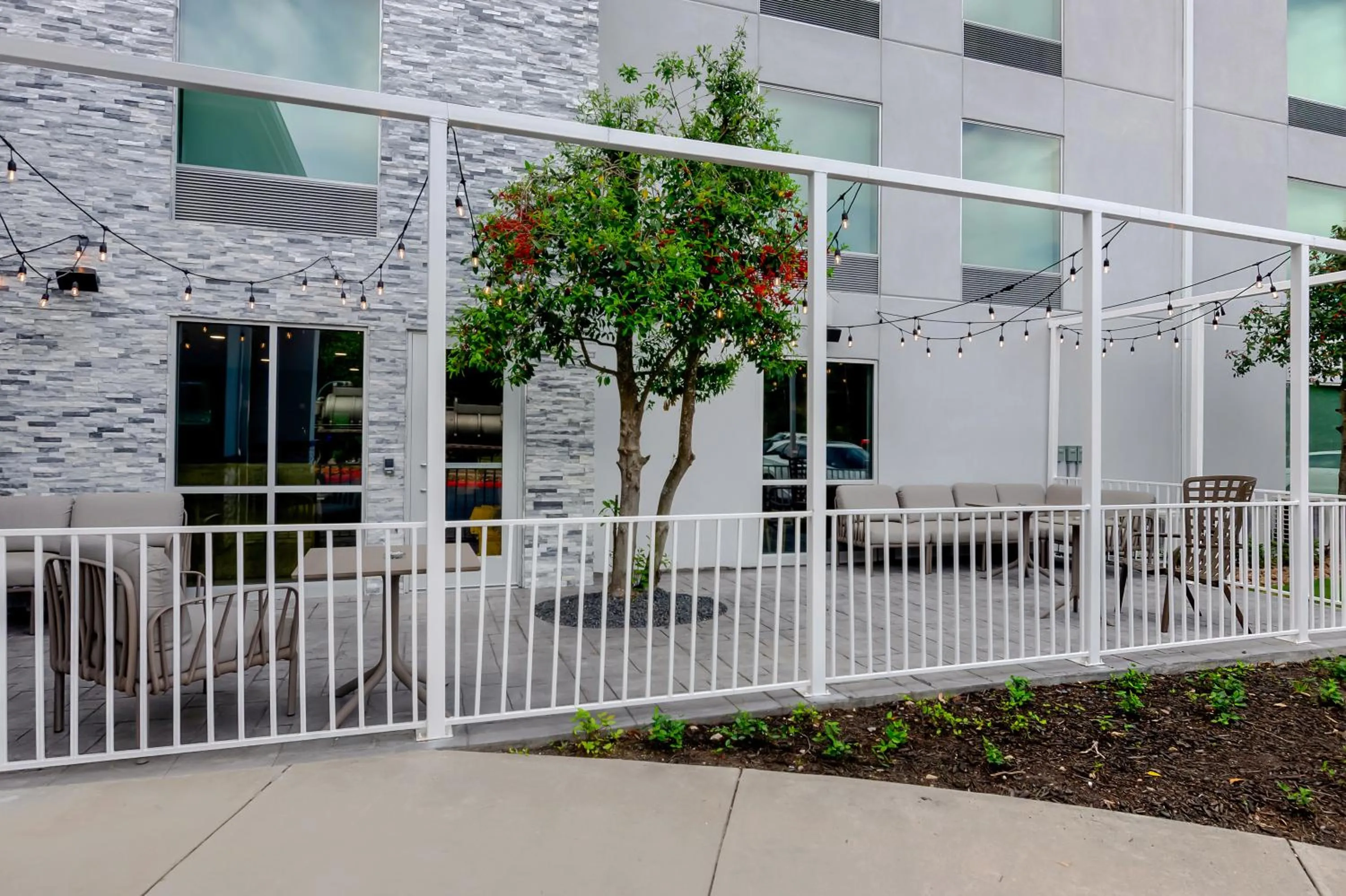 Property building in Baymont by Wyndham Conroe