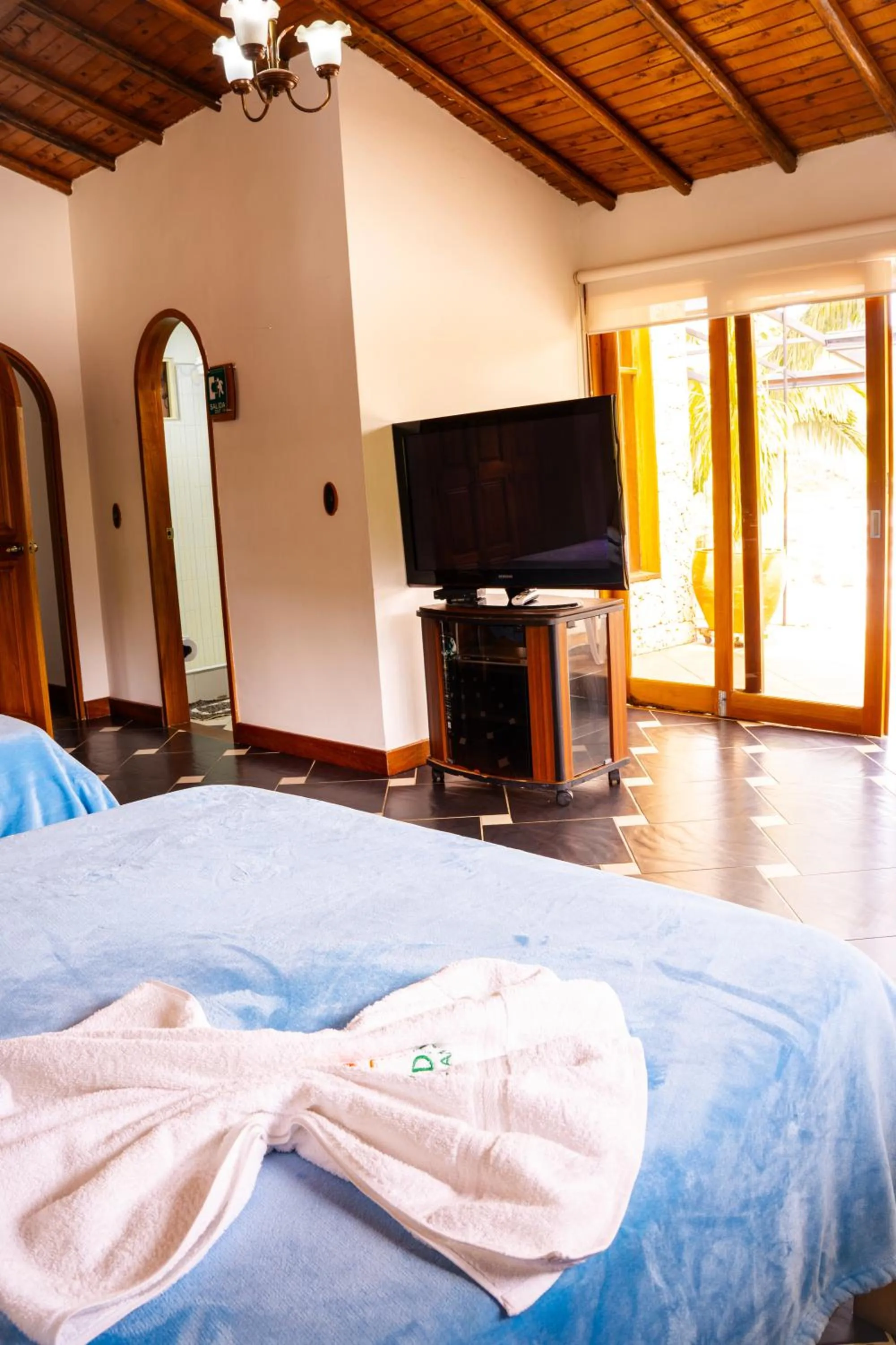 Bed in Hotel Casa Linda Guatape