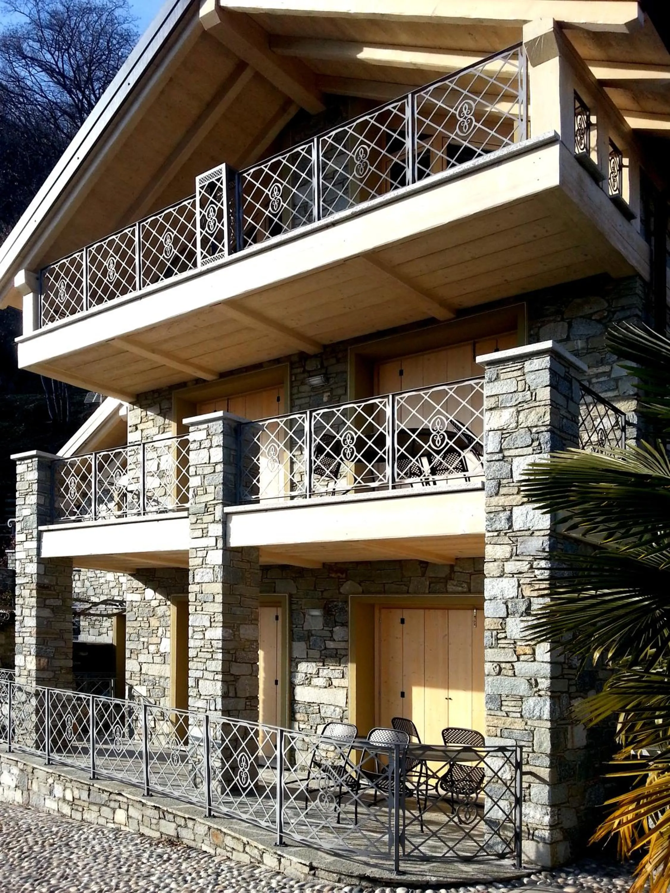 Facade/entrance in Residence Giglio Comer See