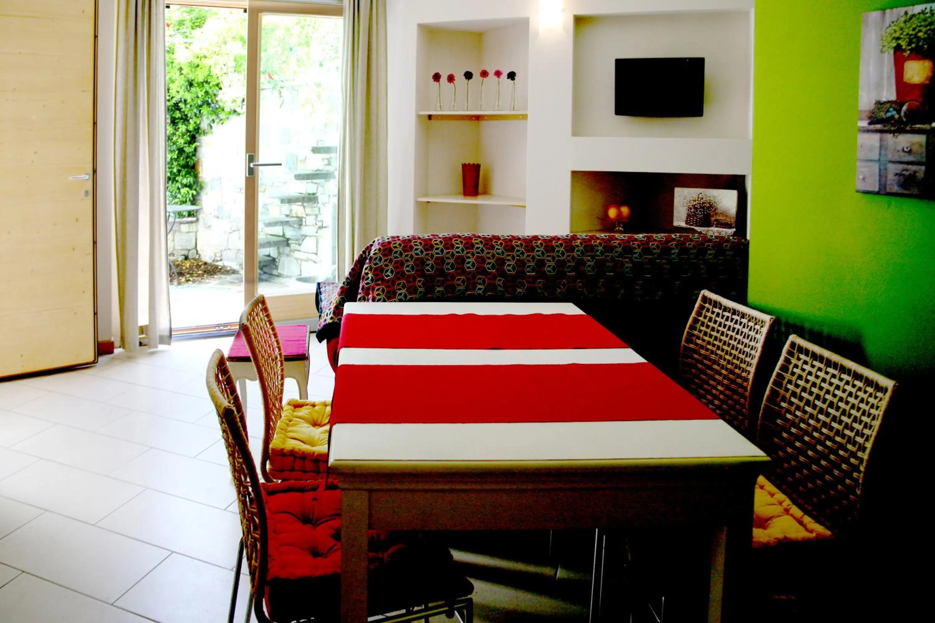 Dining area in Residence Giglio Comer See