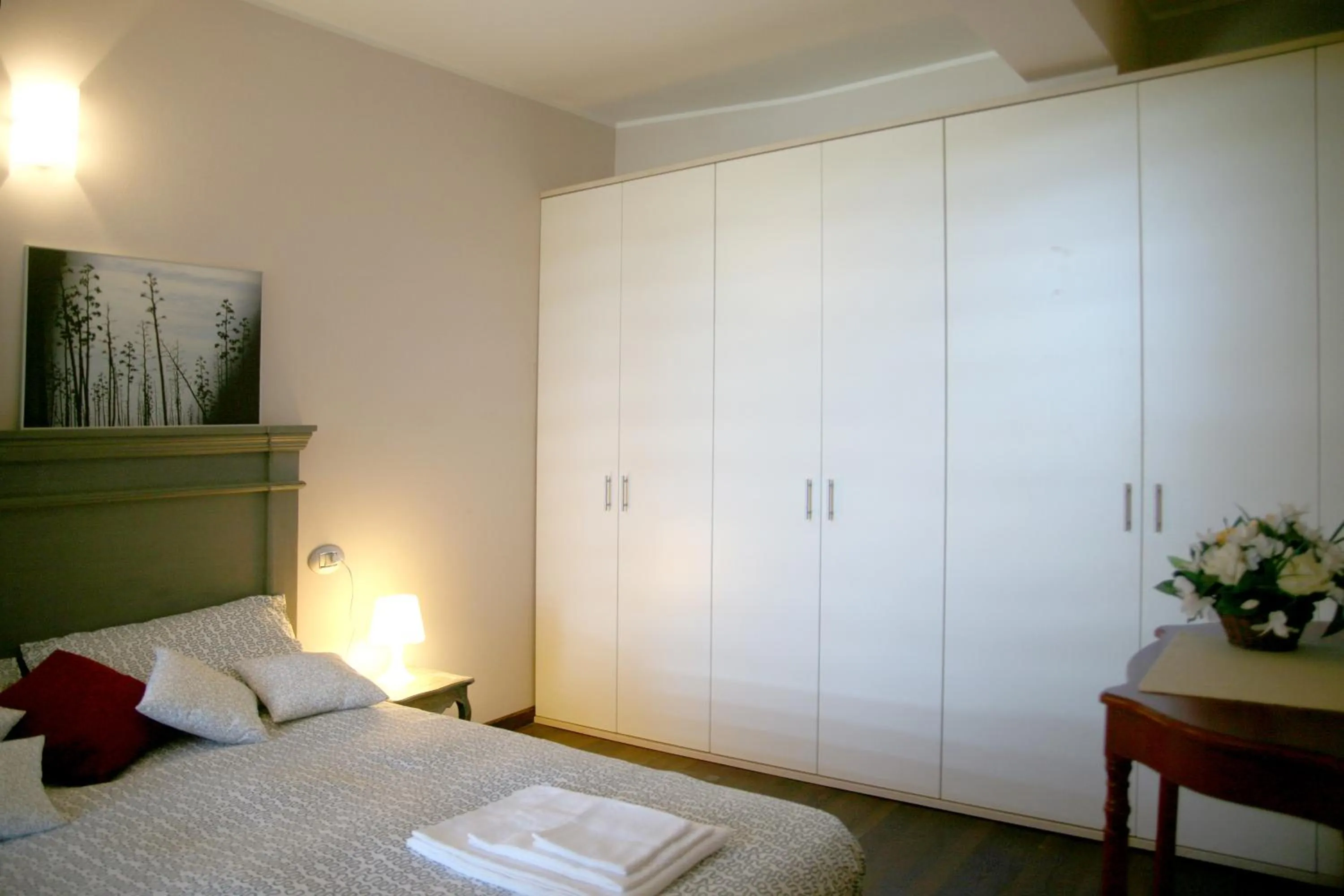 Bedroom in Residence Giglio Comer See