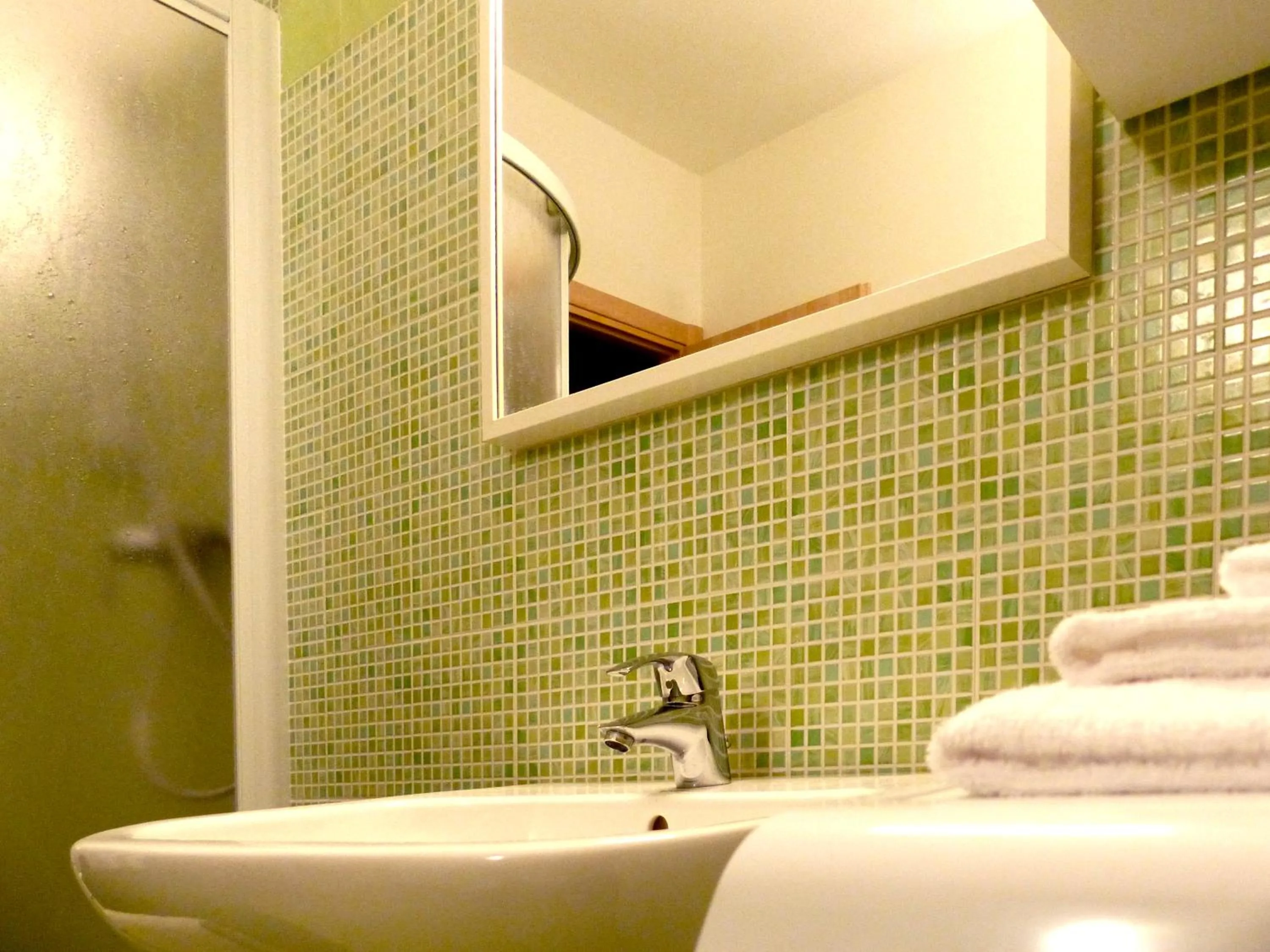 Bathroom in Residence Giglio Comer See