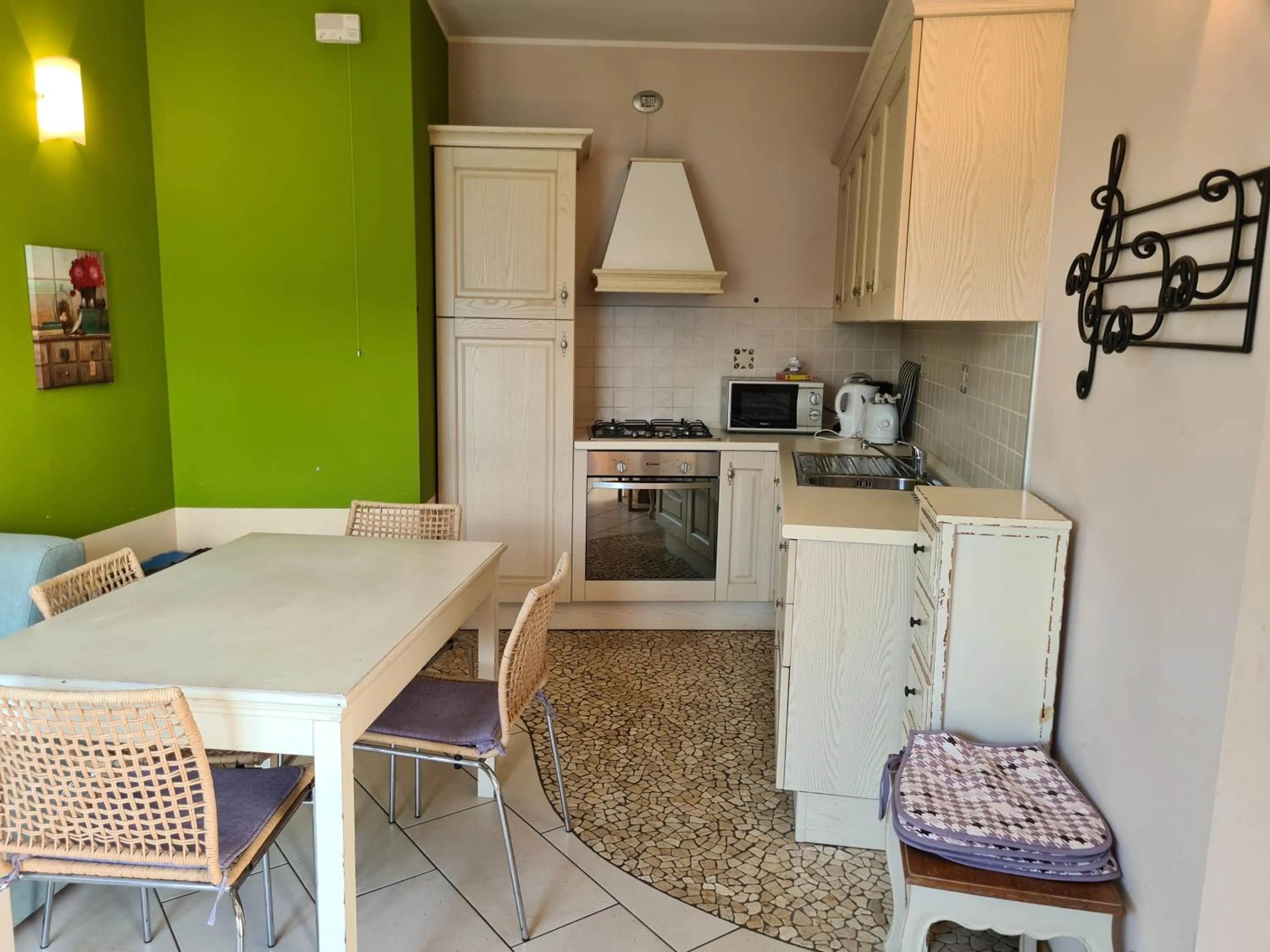 Kitchen or kitchenette in Residence Giglio Comer See