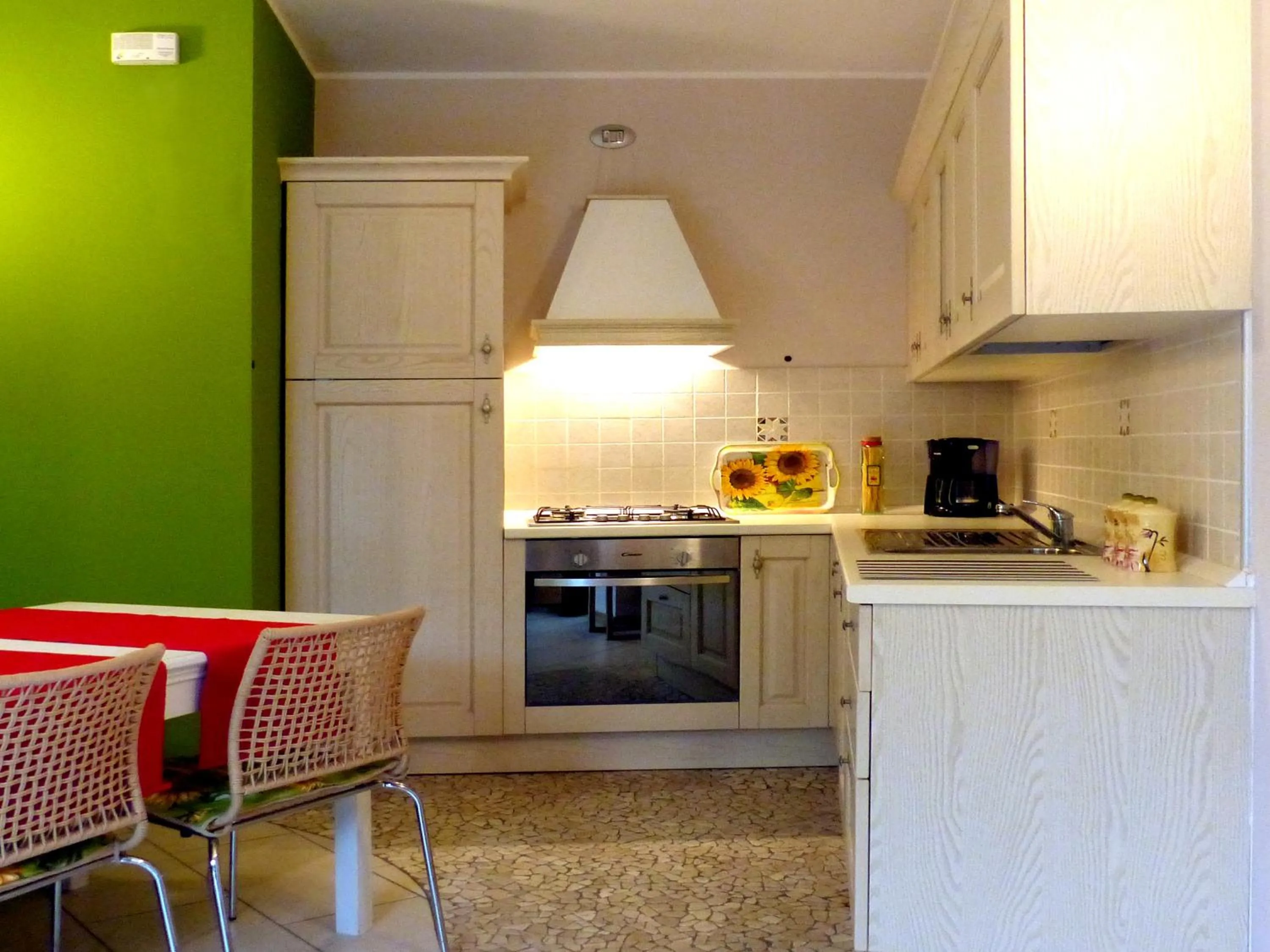 Kitchen or kitchenette in Residence Giglio Comer See