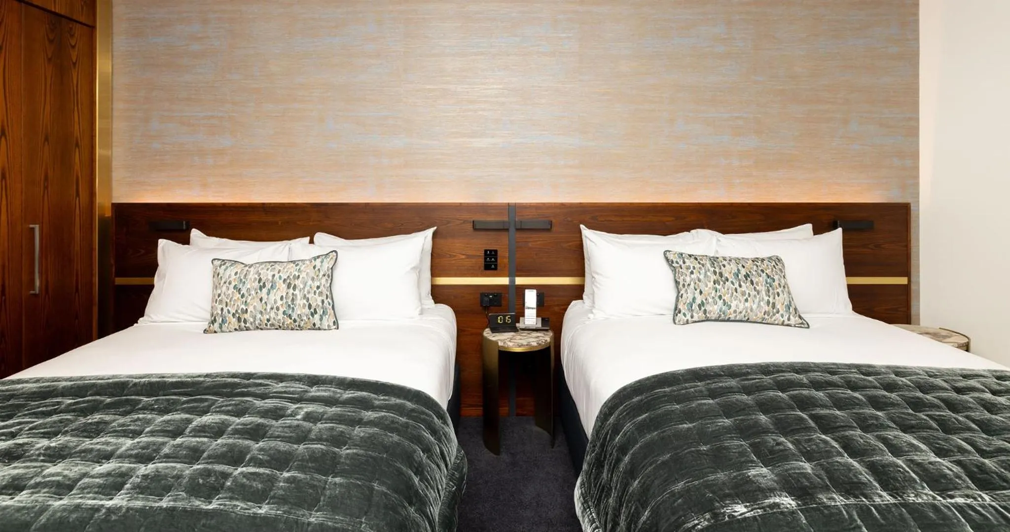 Bedroom, Bed in Horizon by SkyCity