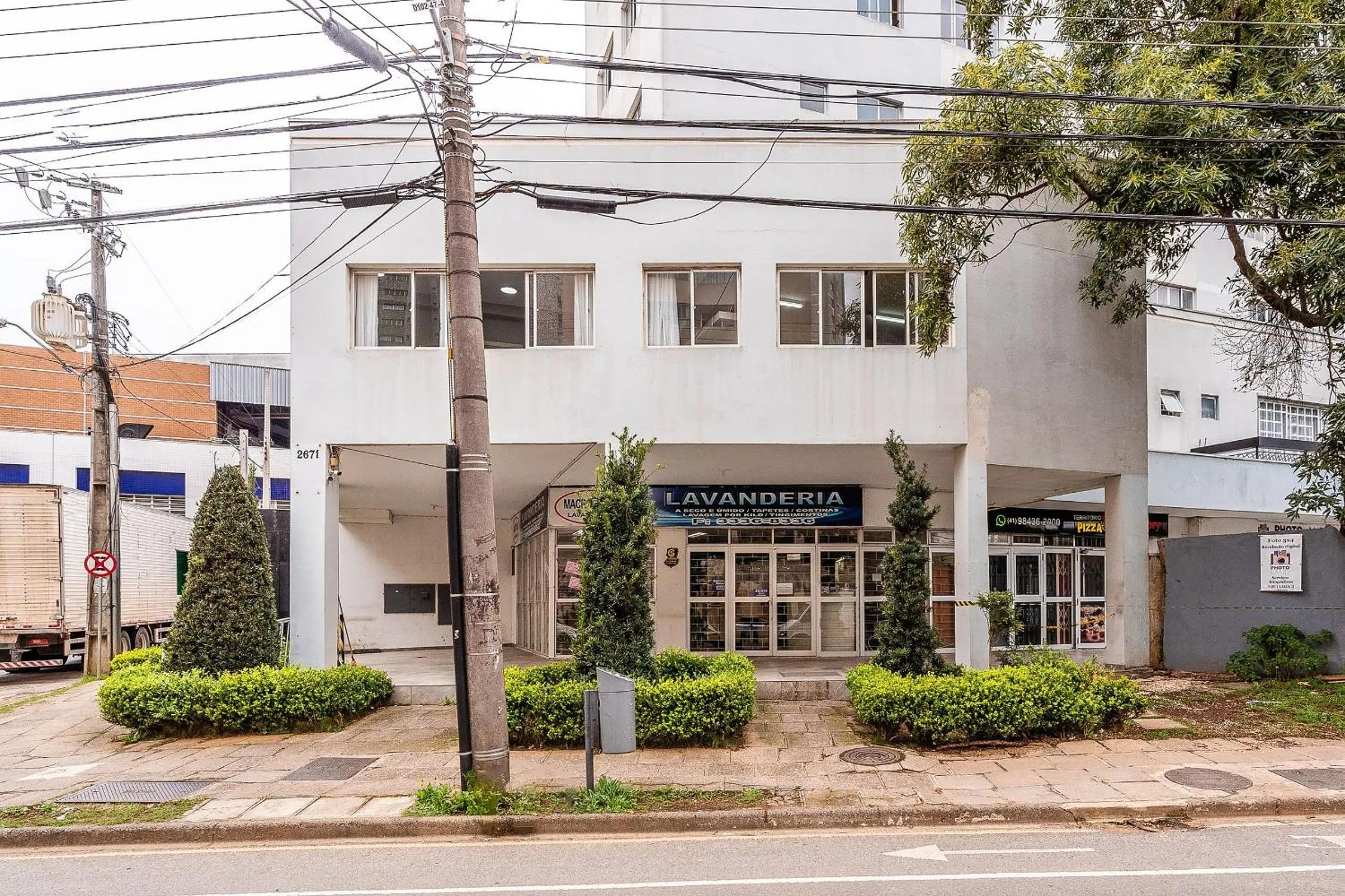 Facade/entrance in Prédio fantástico no bairro mais requisitado de Curitiba