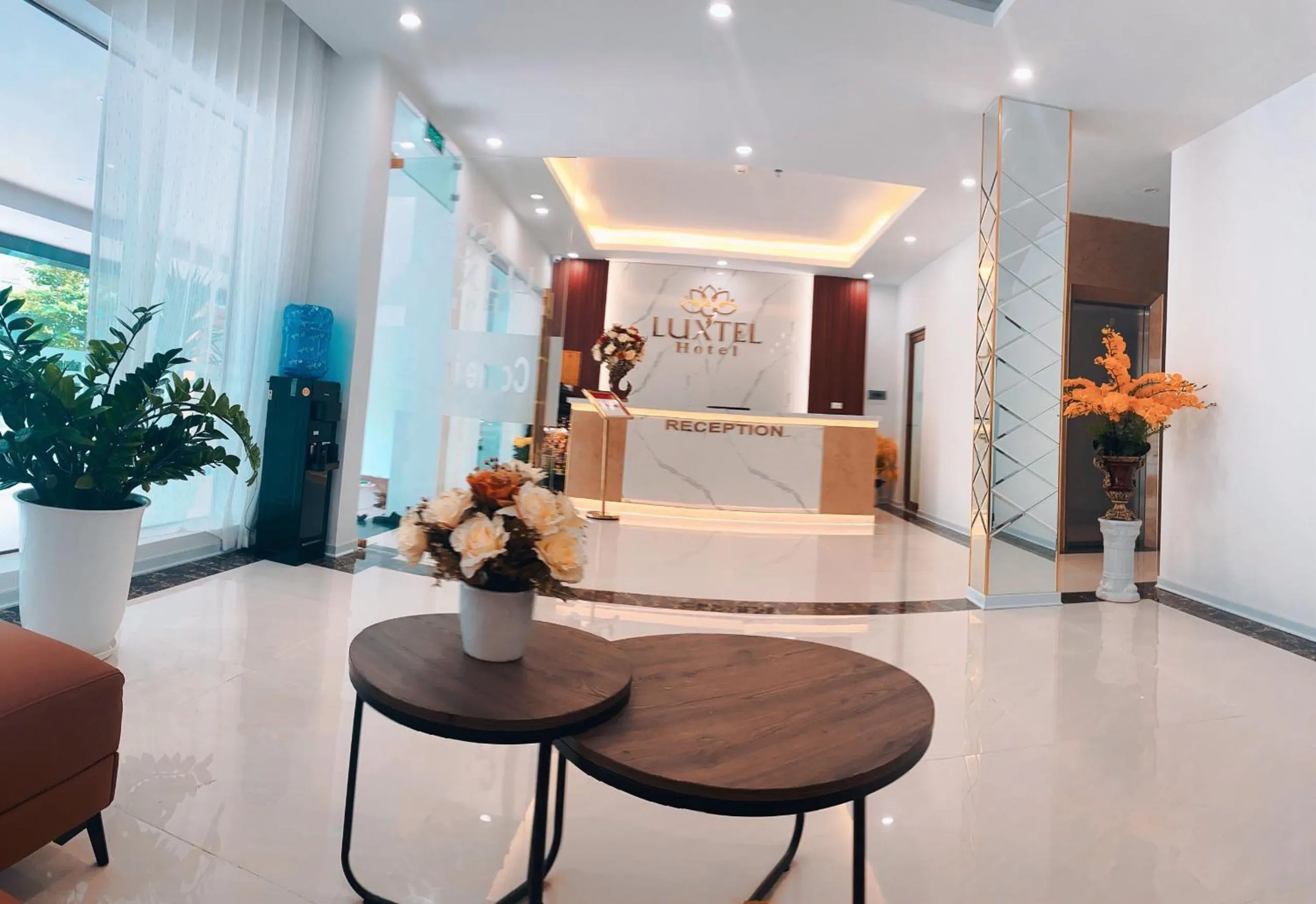 Luxtel Hotel Ngoại Giao Đoàn