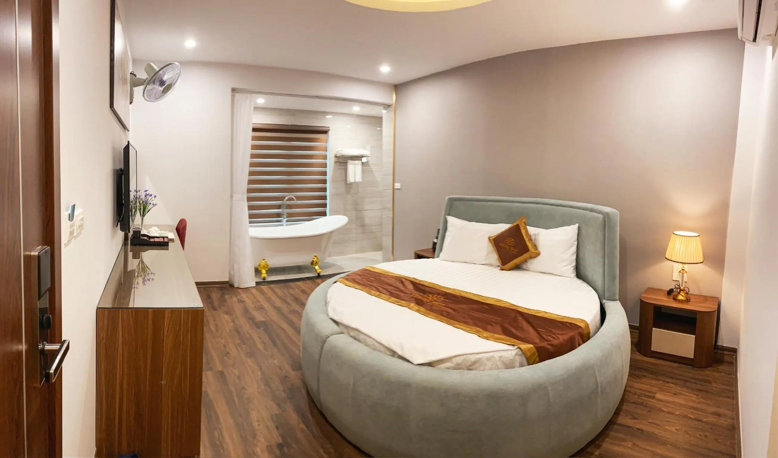 Bed in Luxtel Hotel Ngoại Giao Đoàn