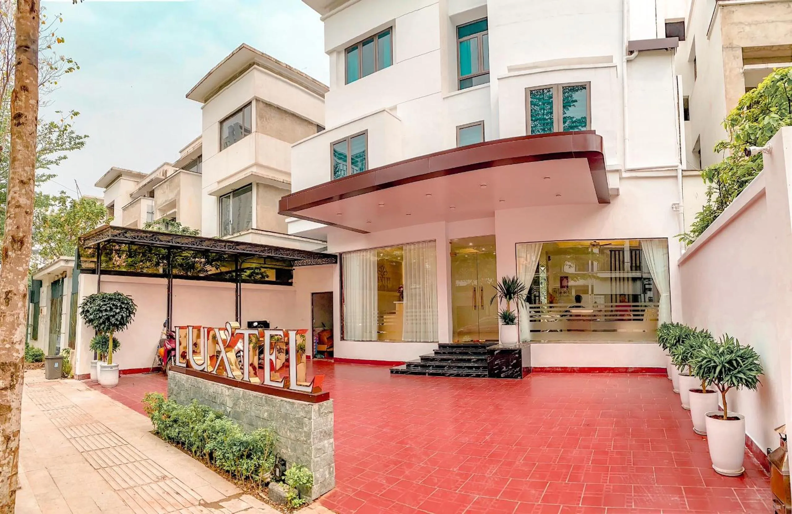 Luxtel Hotel Ngoại Giao Đoàn