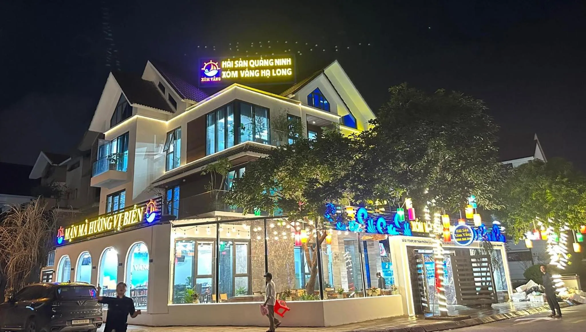 Restaurant/places to eat in Luxtel Hotel Ngoại Giao Đoàn