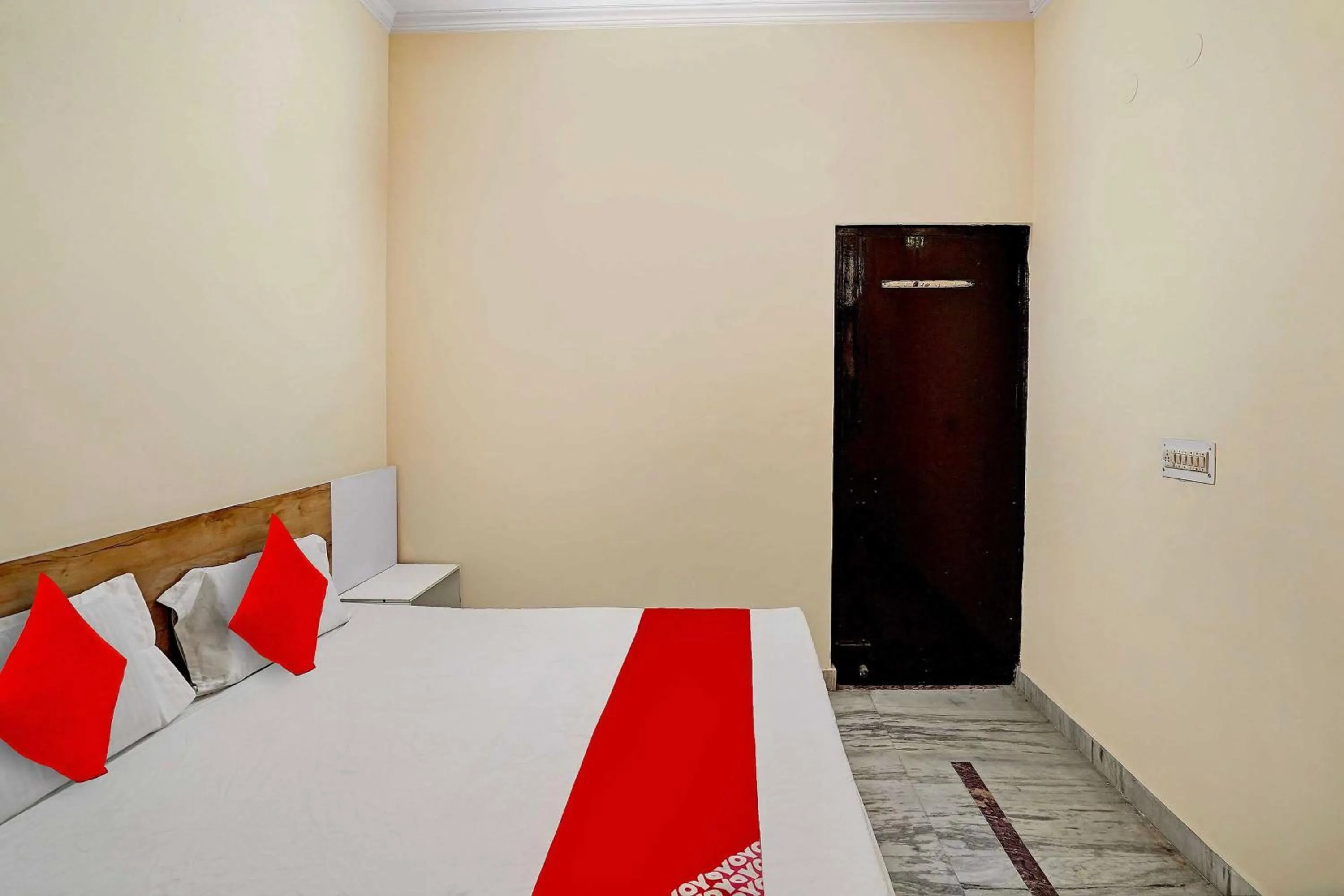 Bedroom, Bed in Hotel O The Pacific Hotel Parade Ground