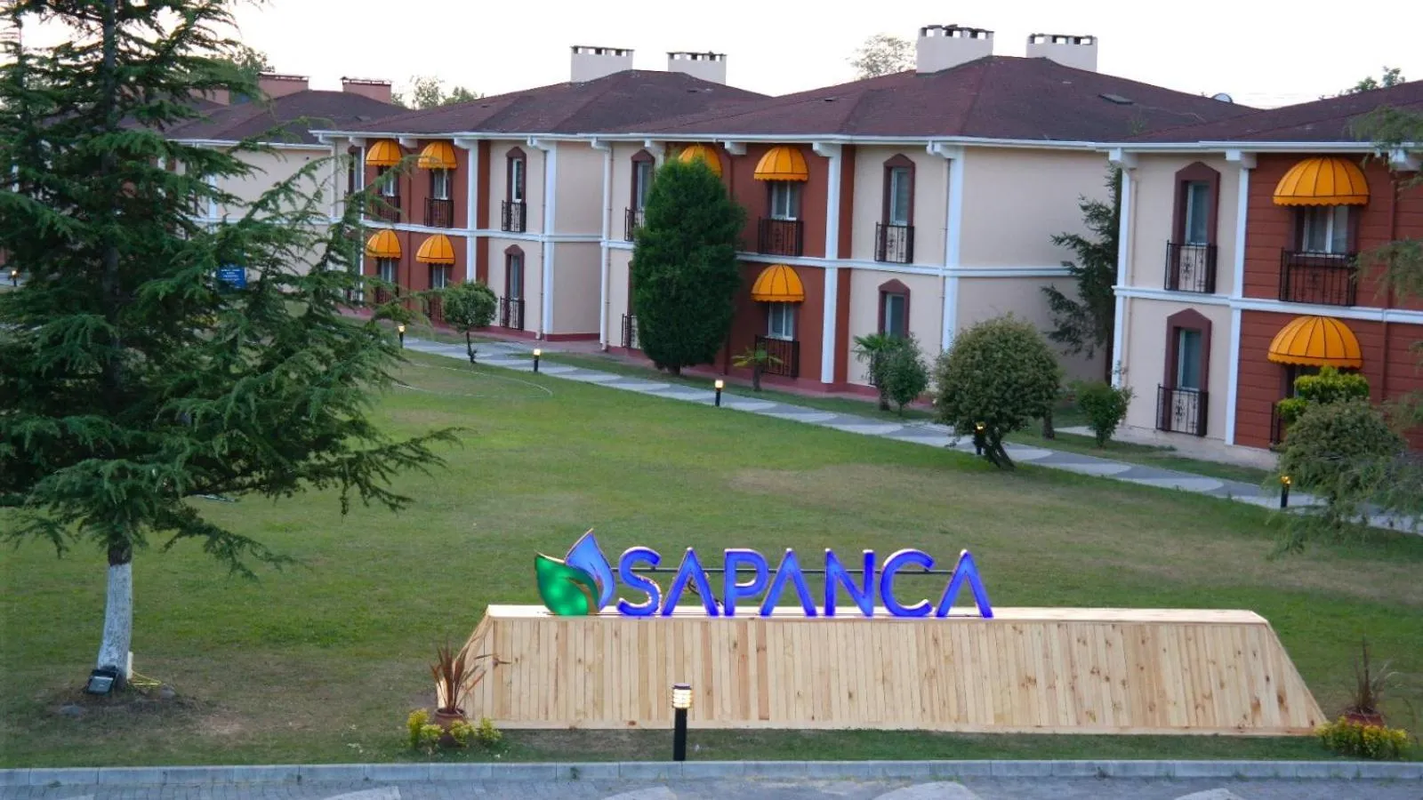 Property building in Sapanca Resort Hotel