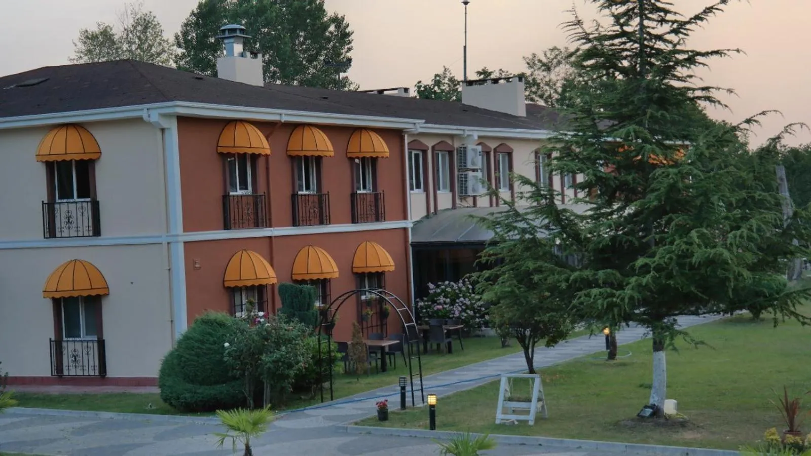 Property building in Sapanca Resort Hotel