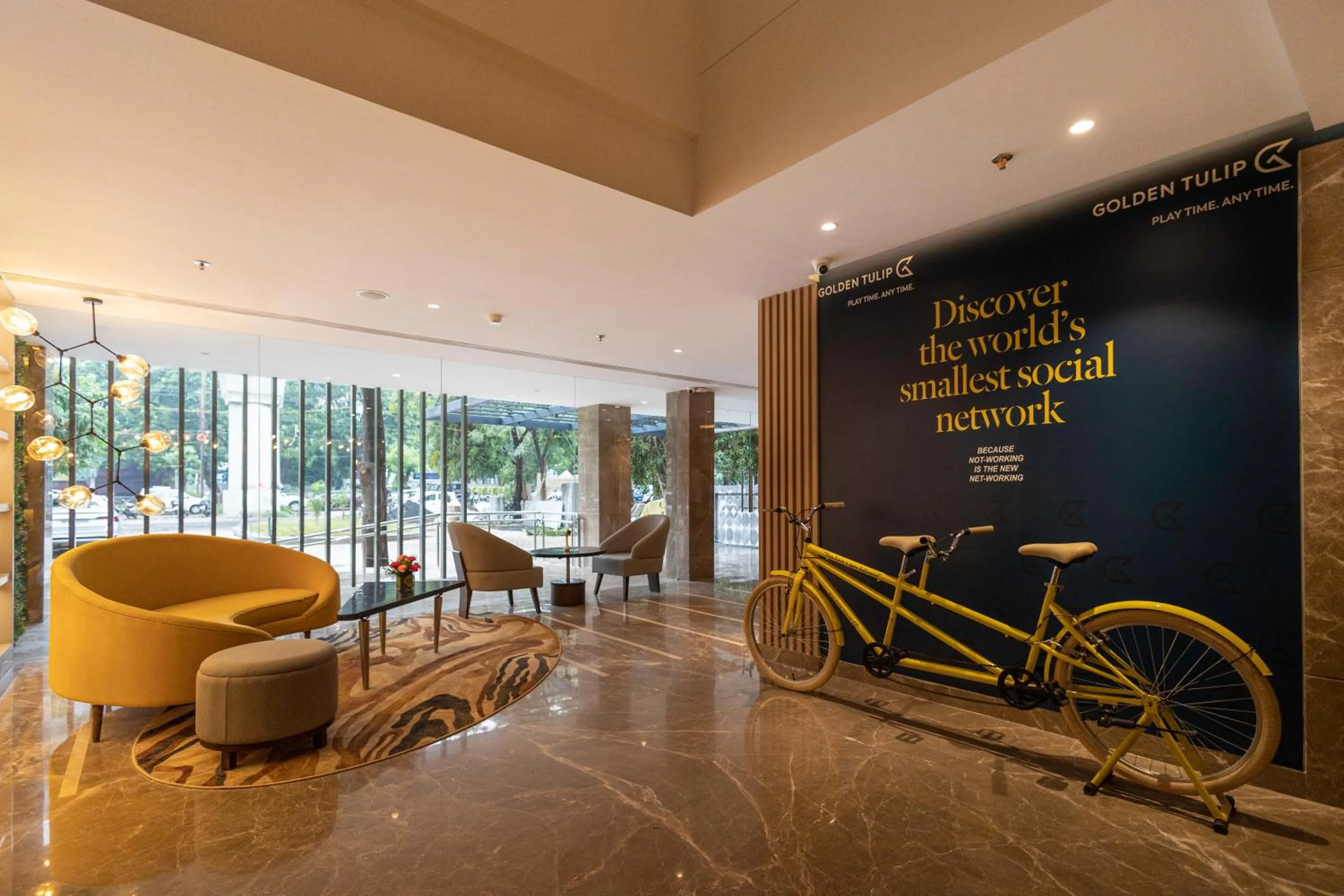Lobby or reception in Golden Tulip Bhopal