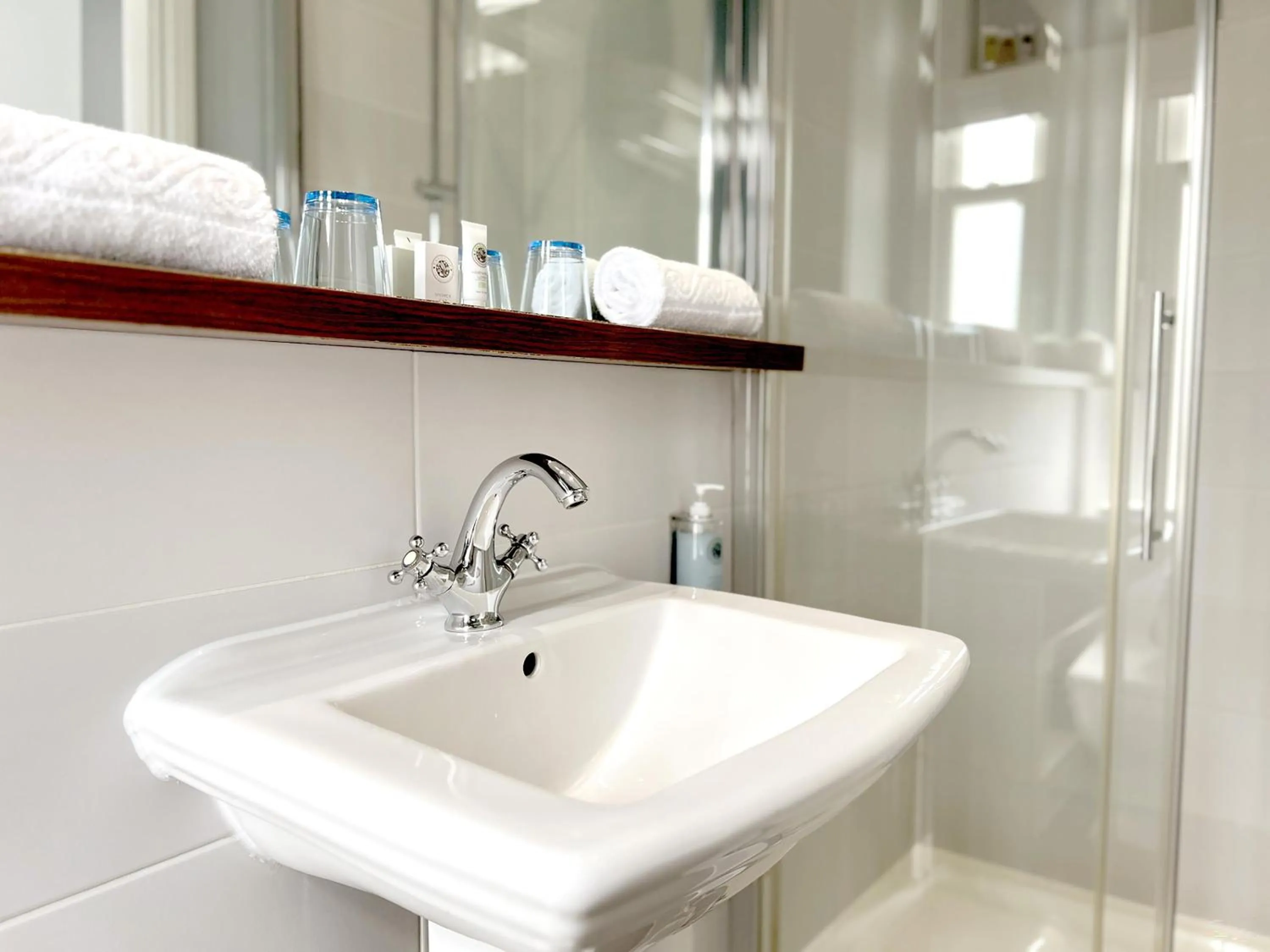 Bathroom in The View Hotel Folkestone, a member of Radisson Individuals