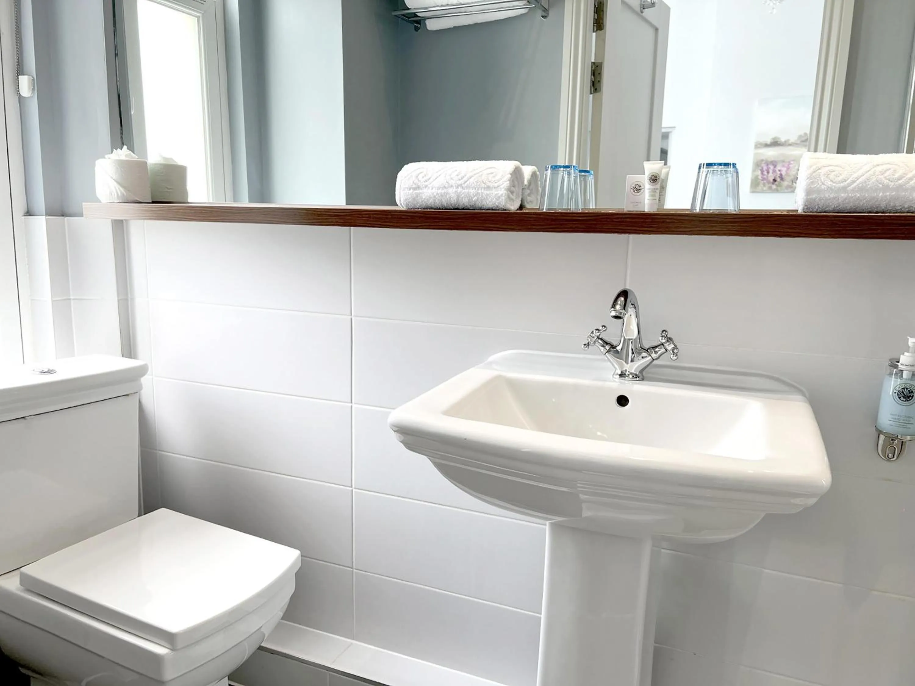 Bathroom in The View Hotel Folkestone, a member of Radisson Individuals