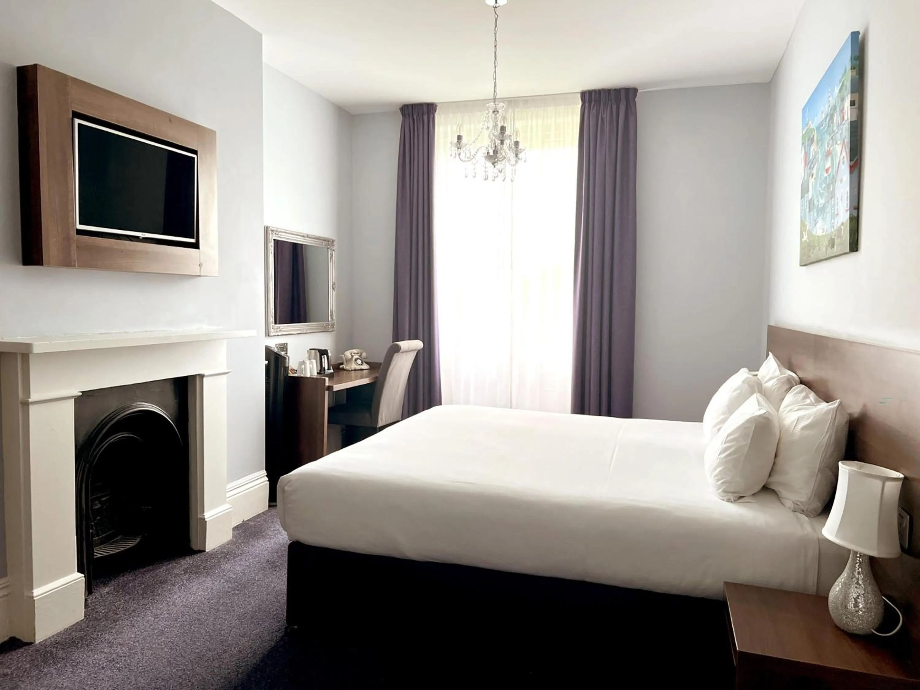 Bedroom, Bed in The View Hotel Folkestone, a member of Radisson Individuals