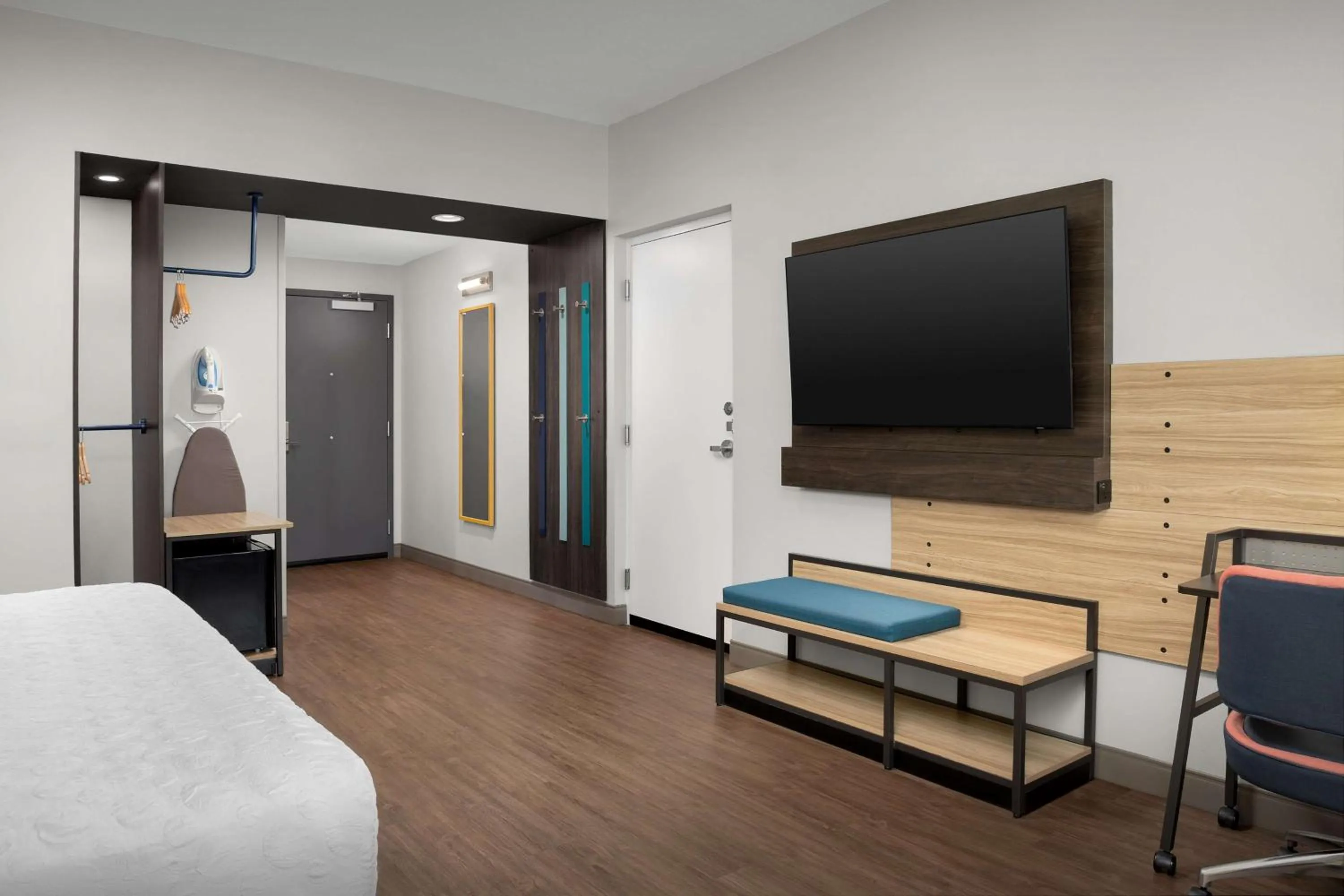 Bed in Tru By Hilton Jacksonville Airport