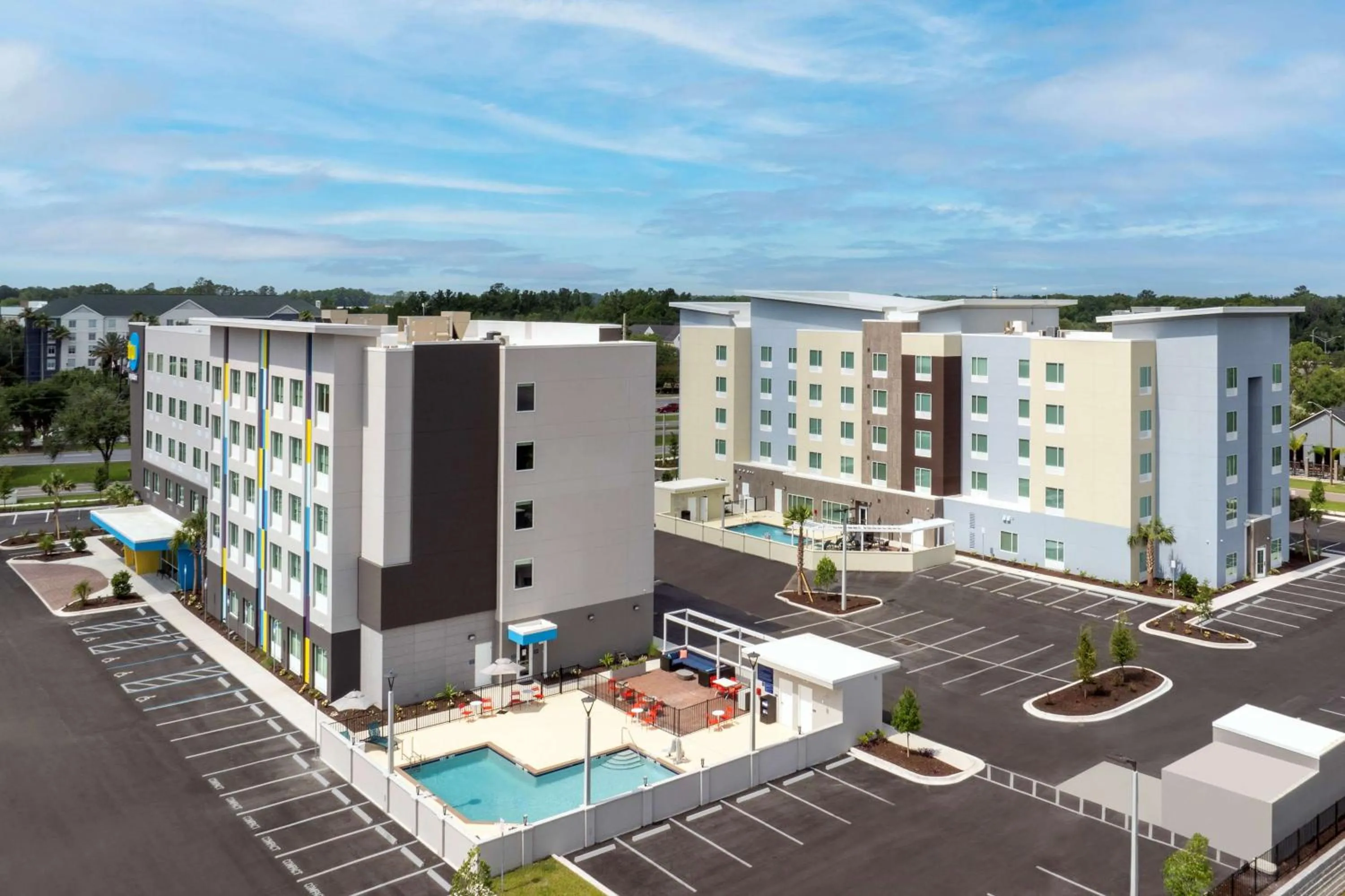 Property building in Tru By Hilton Jacksonville Airport