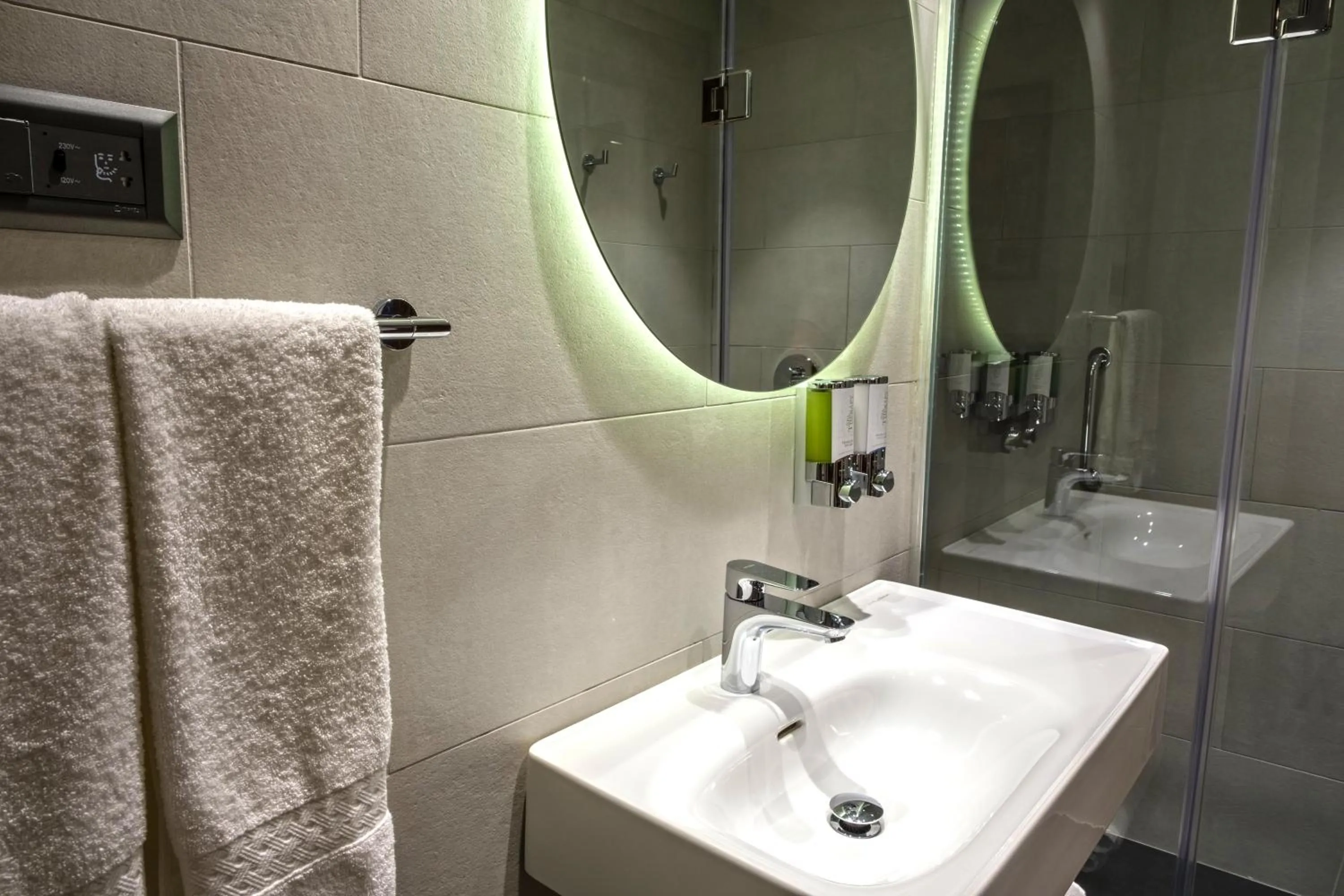 Bathroom in Hampton By Hilton Sakarya