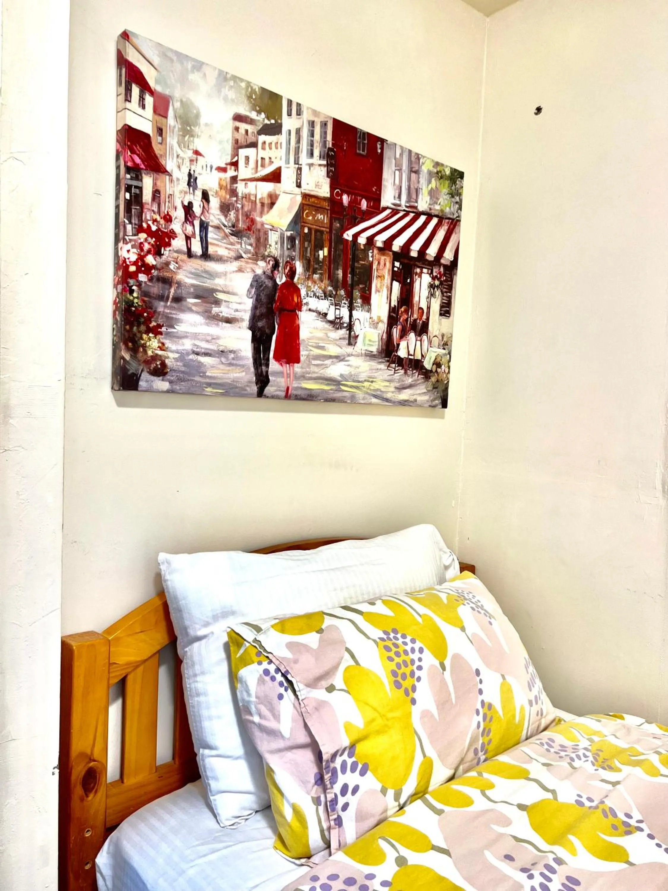 Bed in Tiny Private Room at the Upper Level of a Big House with Shared Bathroom