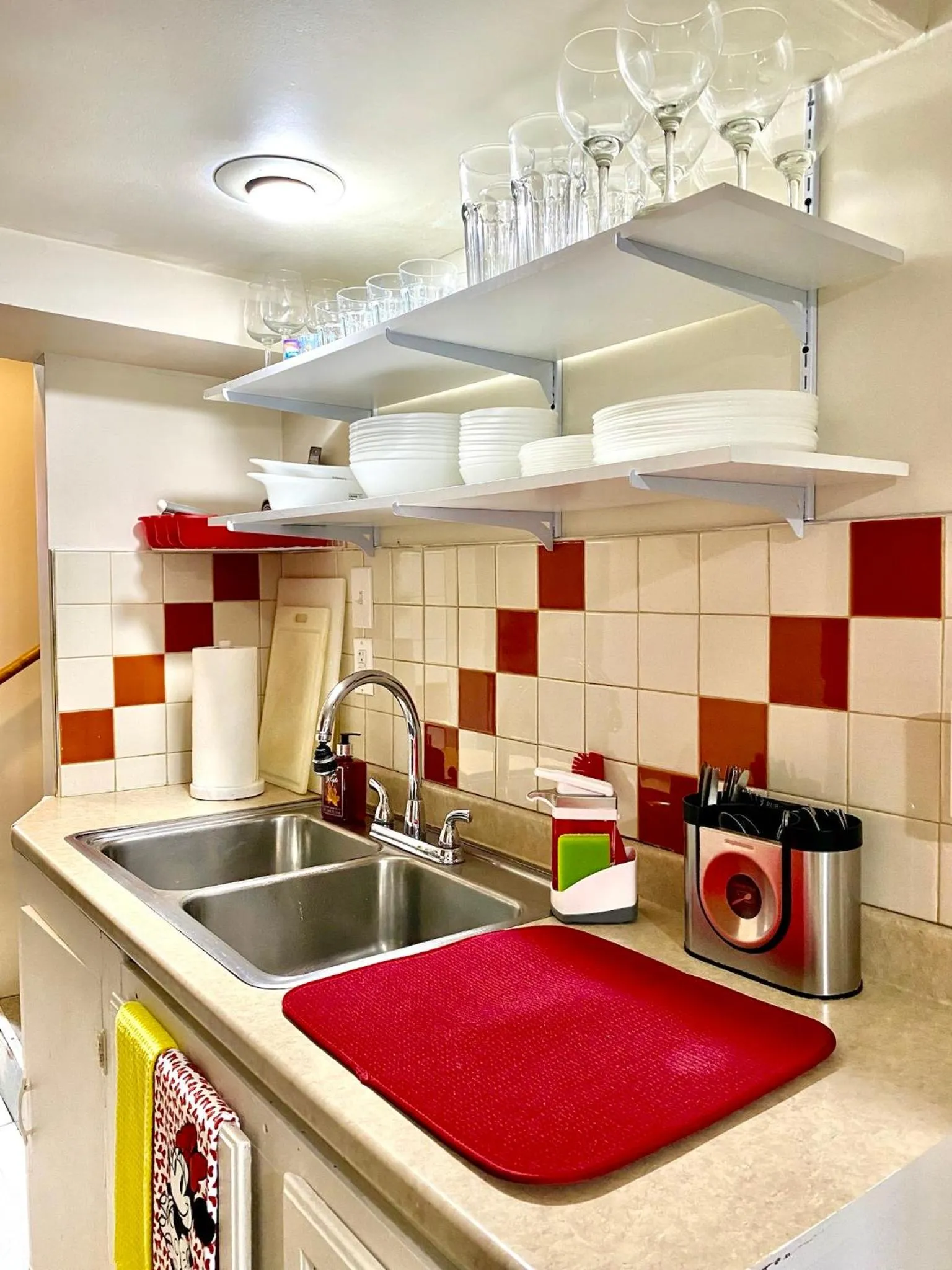 Kitchen or kitchenette in Tiny Private Room at the Upper Level of a Big House with Shared Bathroom