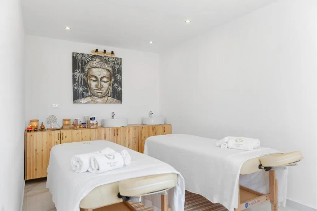 Alia Beachfront Suites and Spa