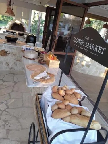 Alia Beachfront Suites and Spa