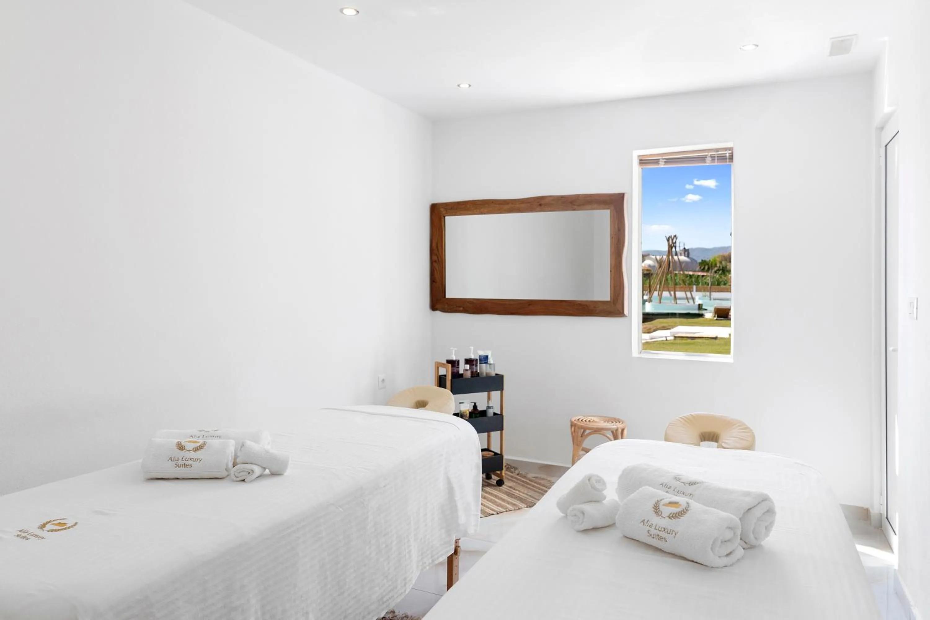 Spa and wellness centre/facilities, Bed in Alia Beachfront Suites and Spa