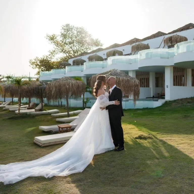 Alia Beachfront Suites and Spa