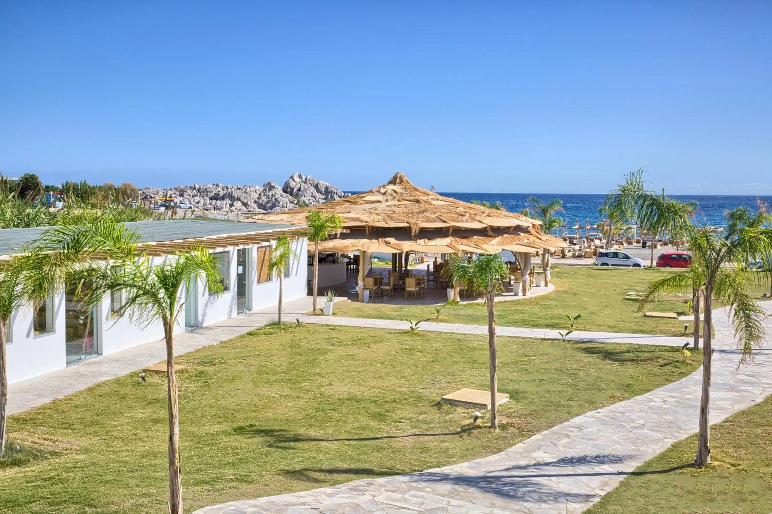 Alia Beachfront Suites and Spa