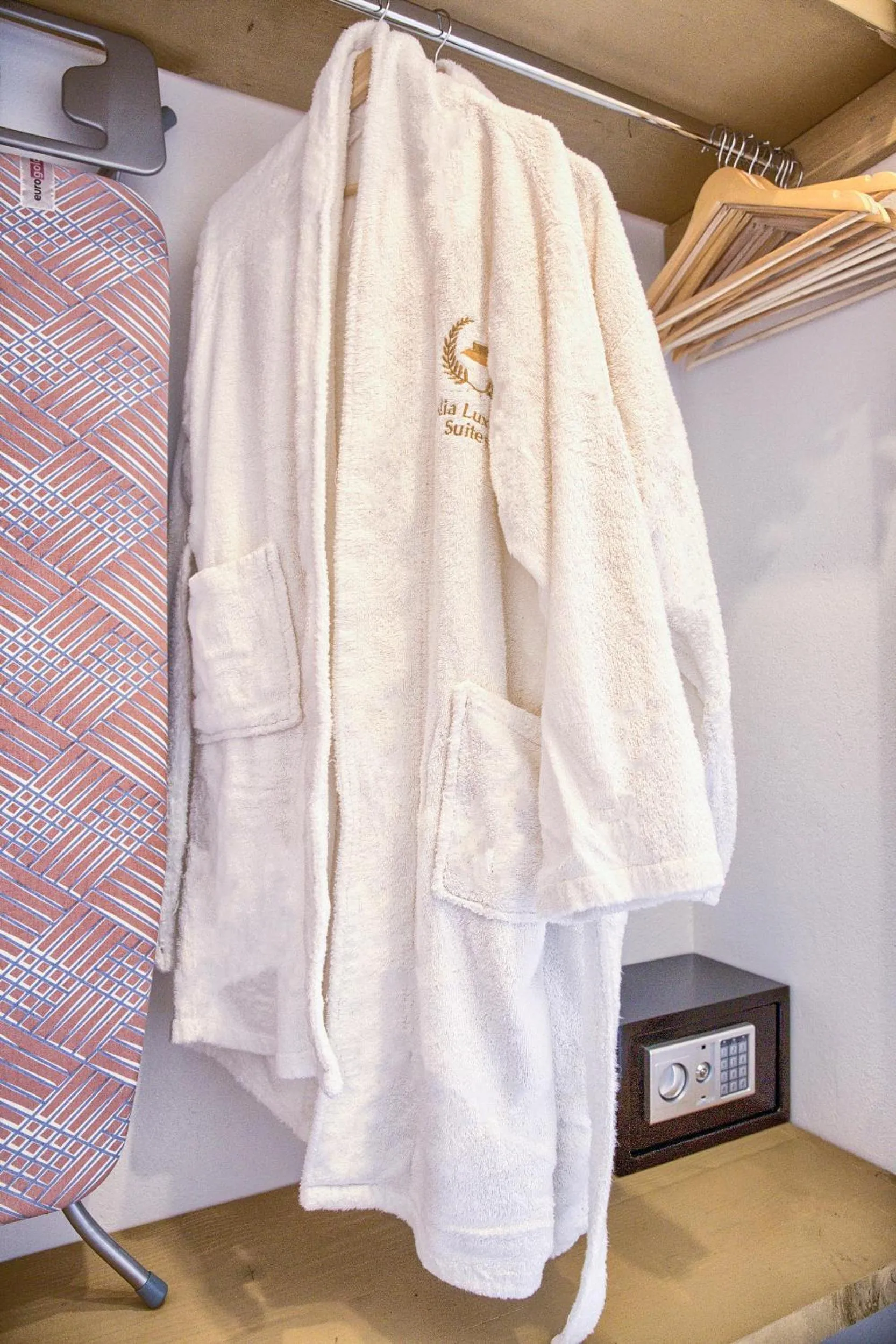 Alia Beachfront Suites and Spa