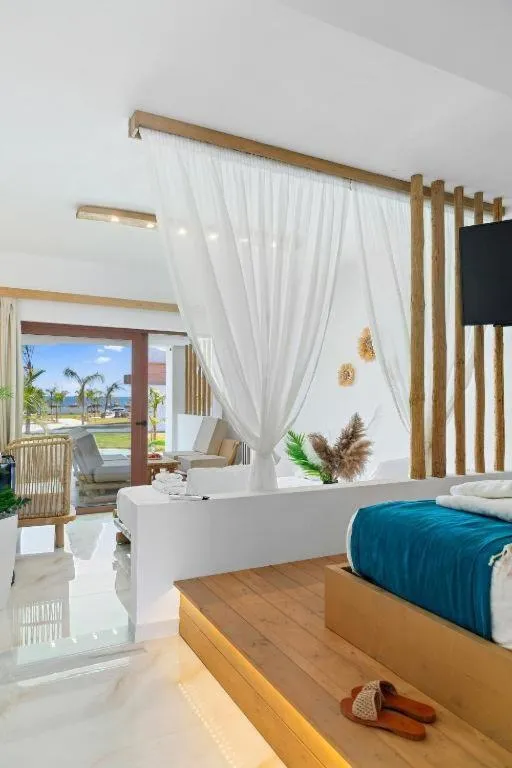 Bed in Alia Beachfront Suites and Spa