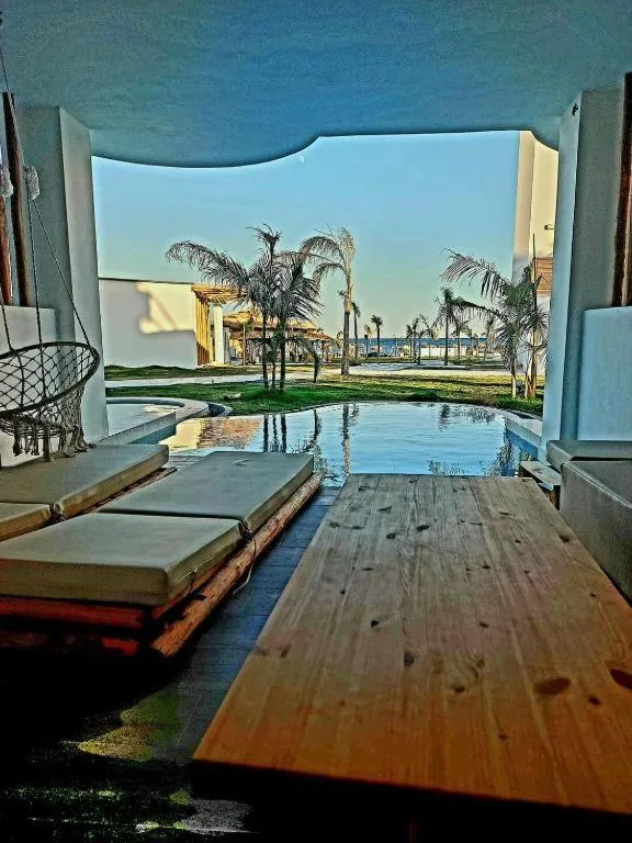 Alia Beachfront Suites and Spa