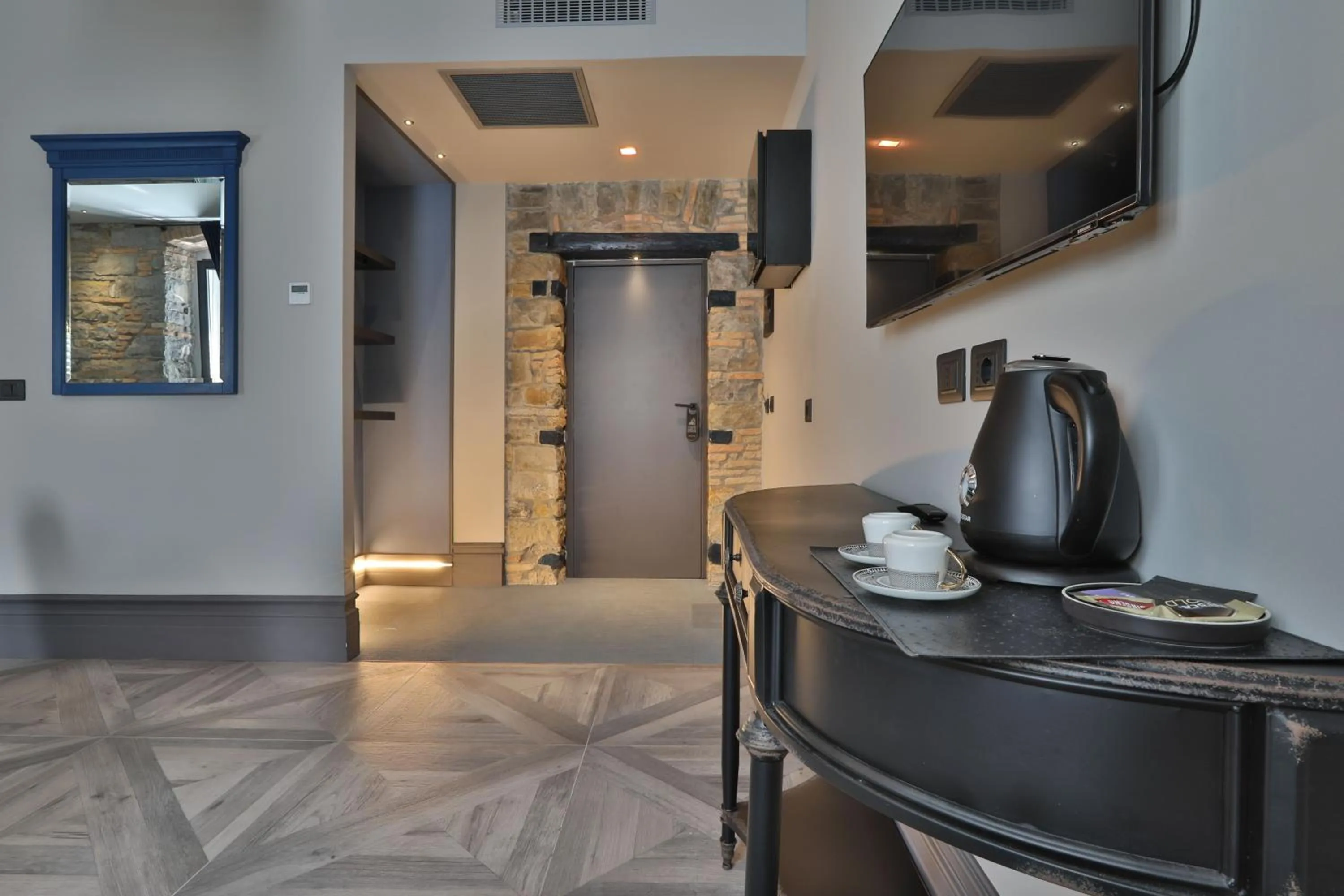 Photo of the whole room in FORVM bijoux ROOMS