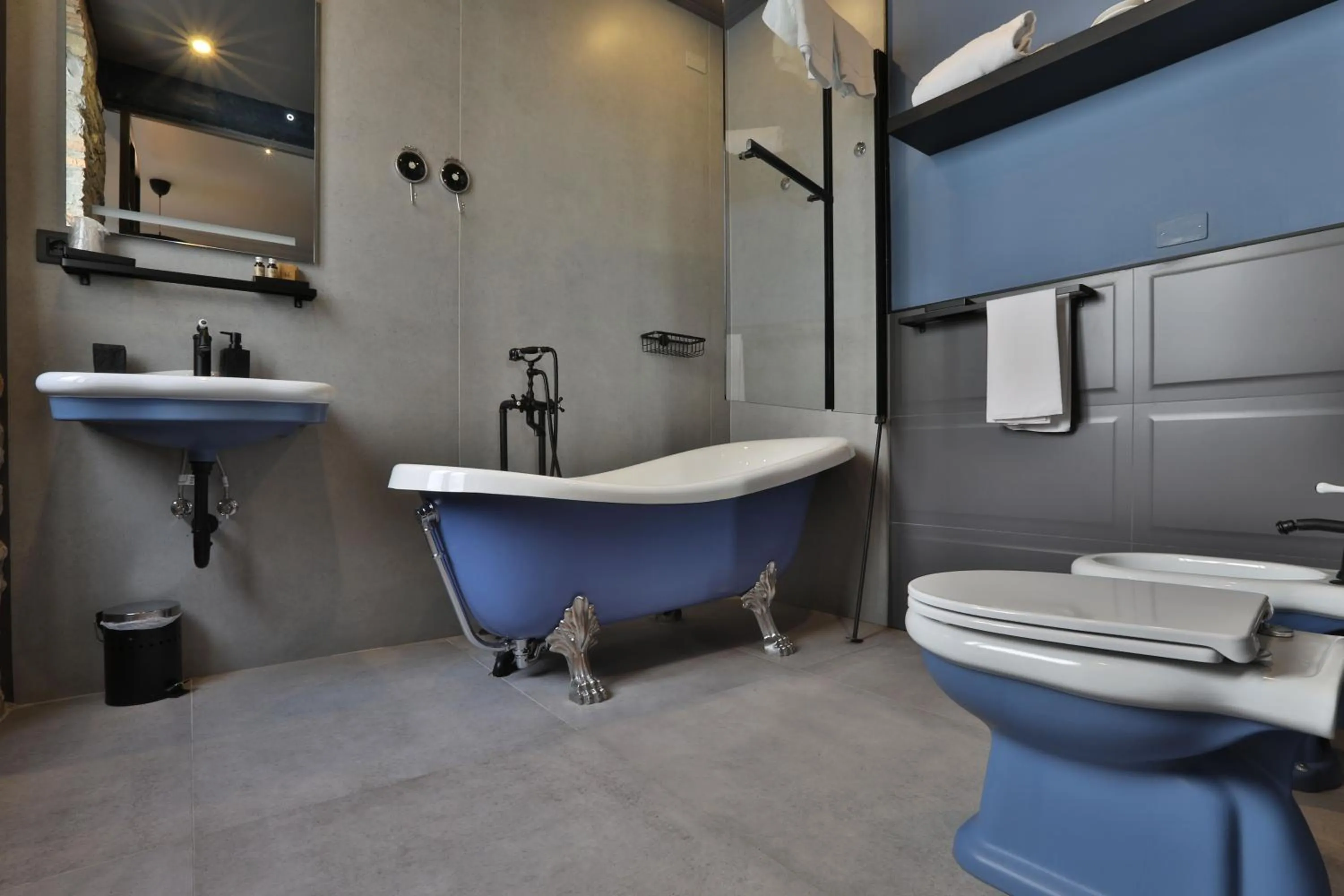 Bathroom in FORVM bijoux ROOMS