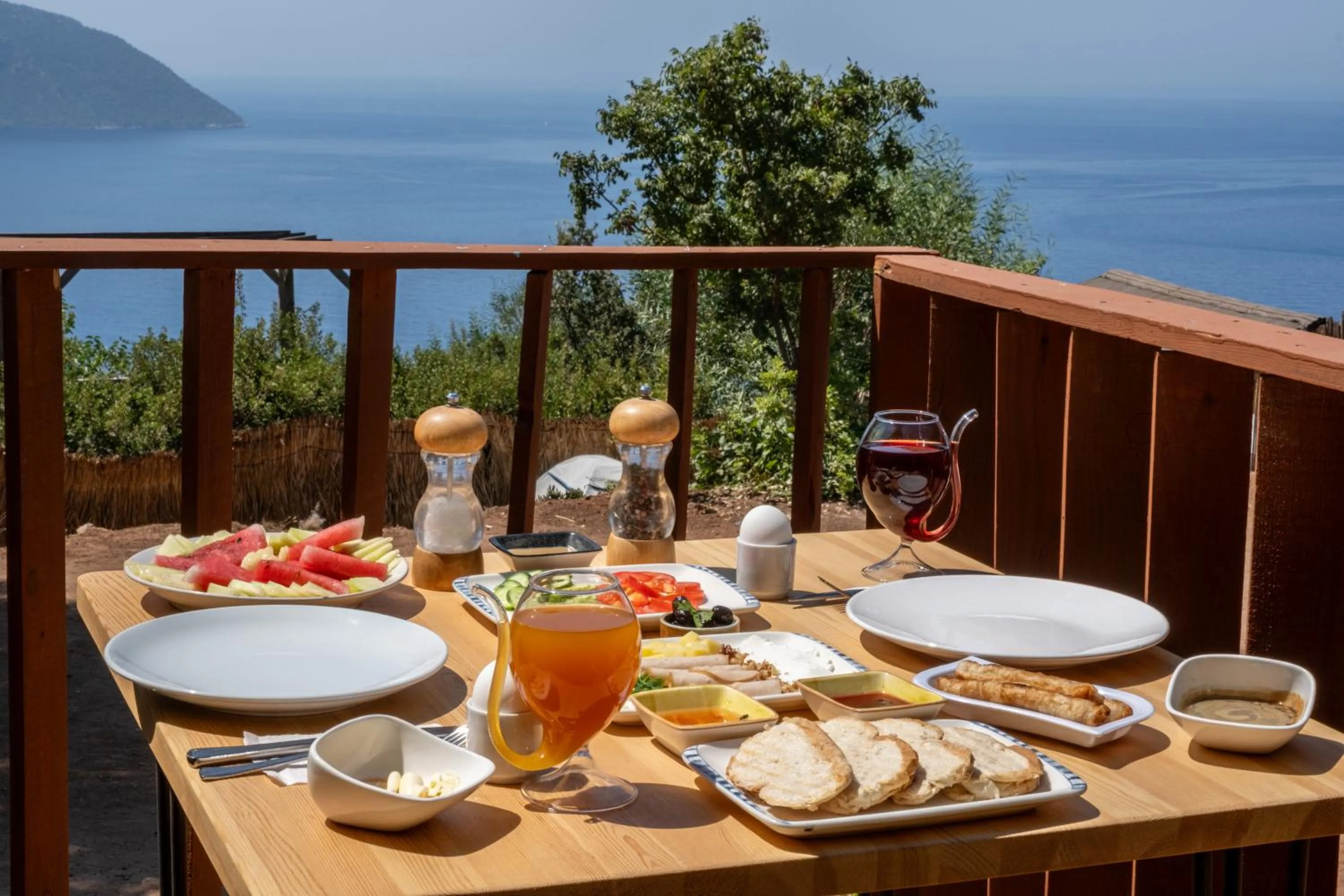 Day in Goat Bungalow and Camping