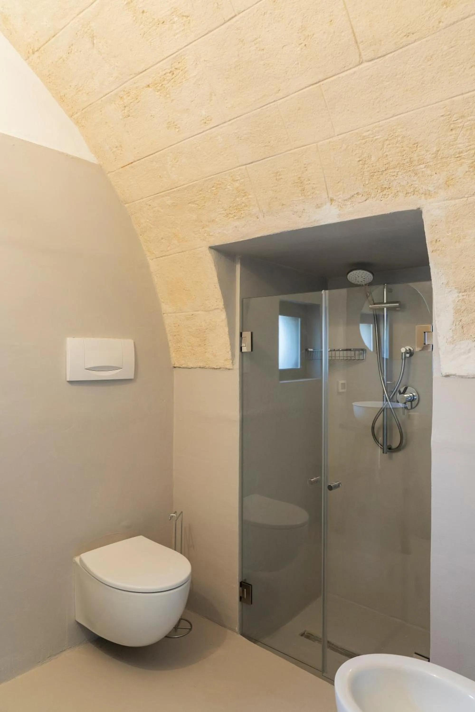 Shower in Masseria Gorgognolo