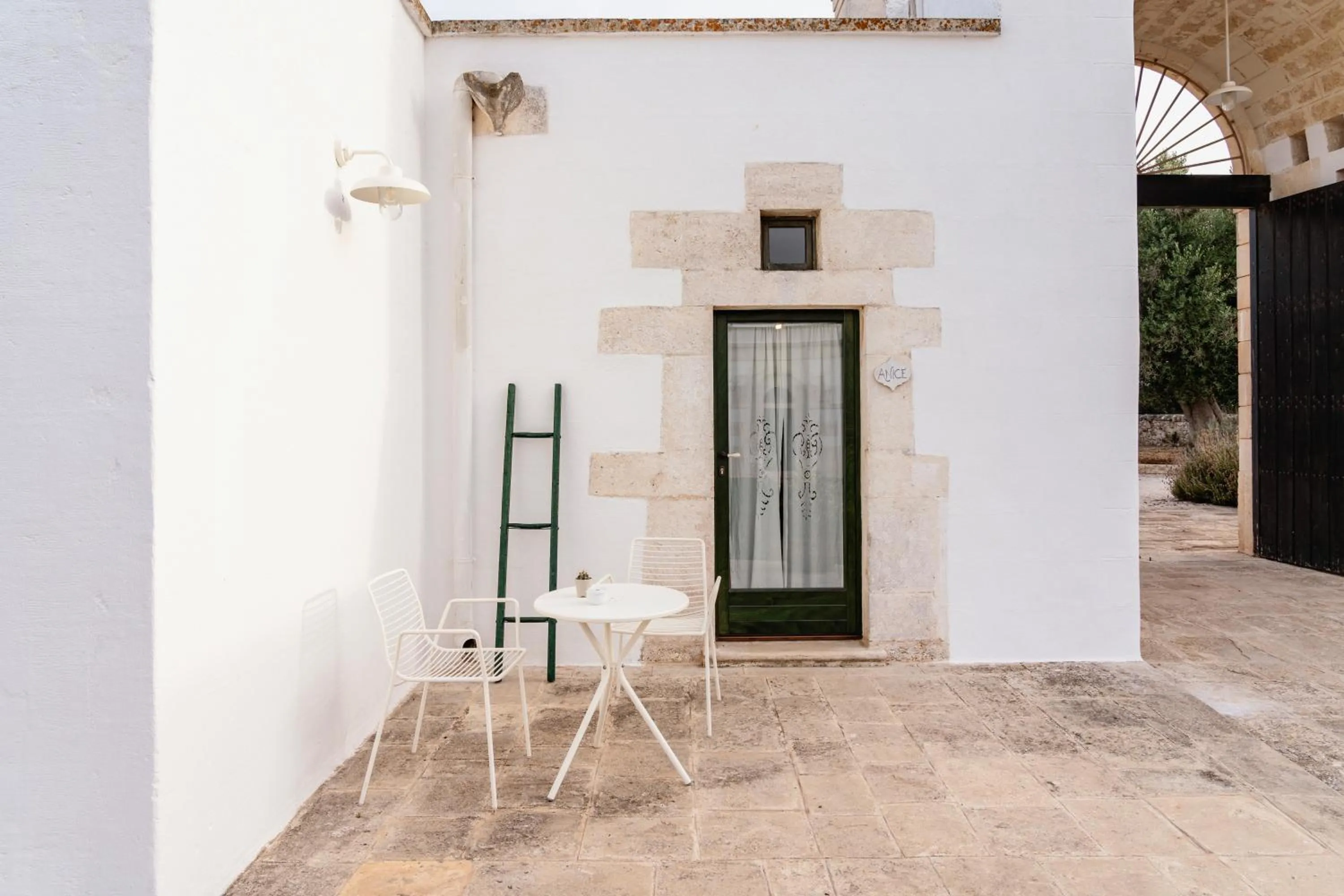 Facade/entrance in Masseria Gorgognolo