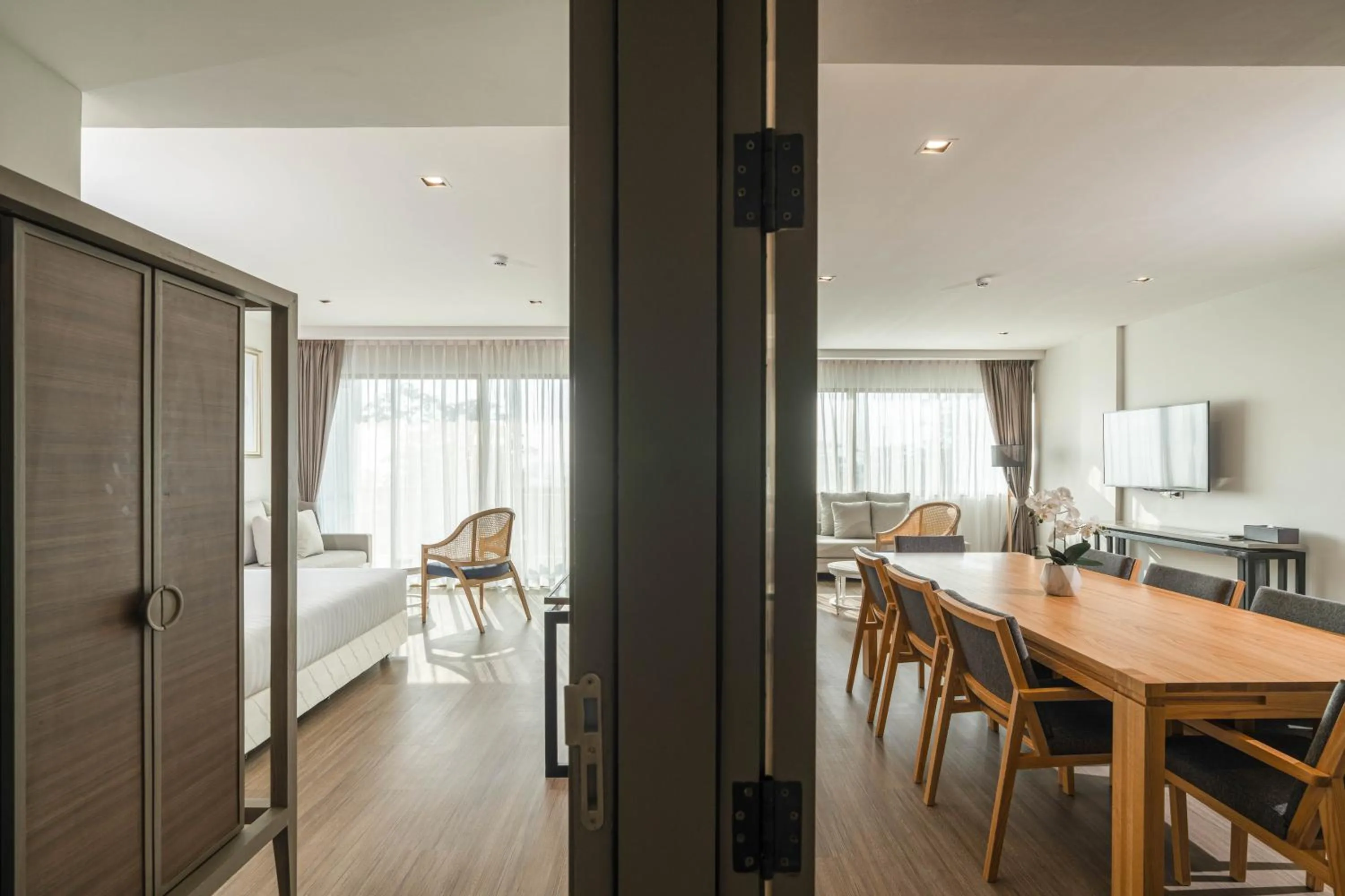 TV and multimedia in Bella Nara Phuket Naiyang Beach