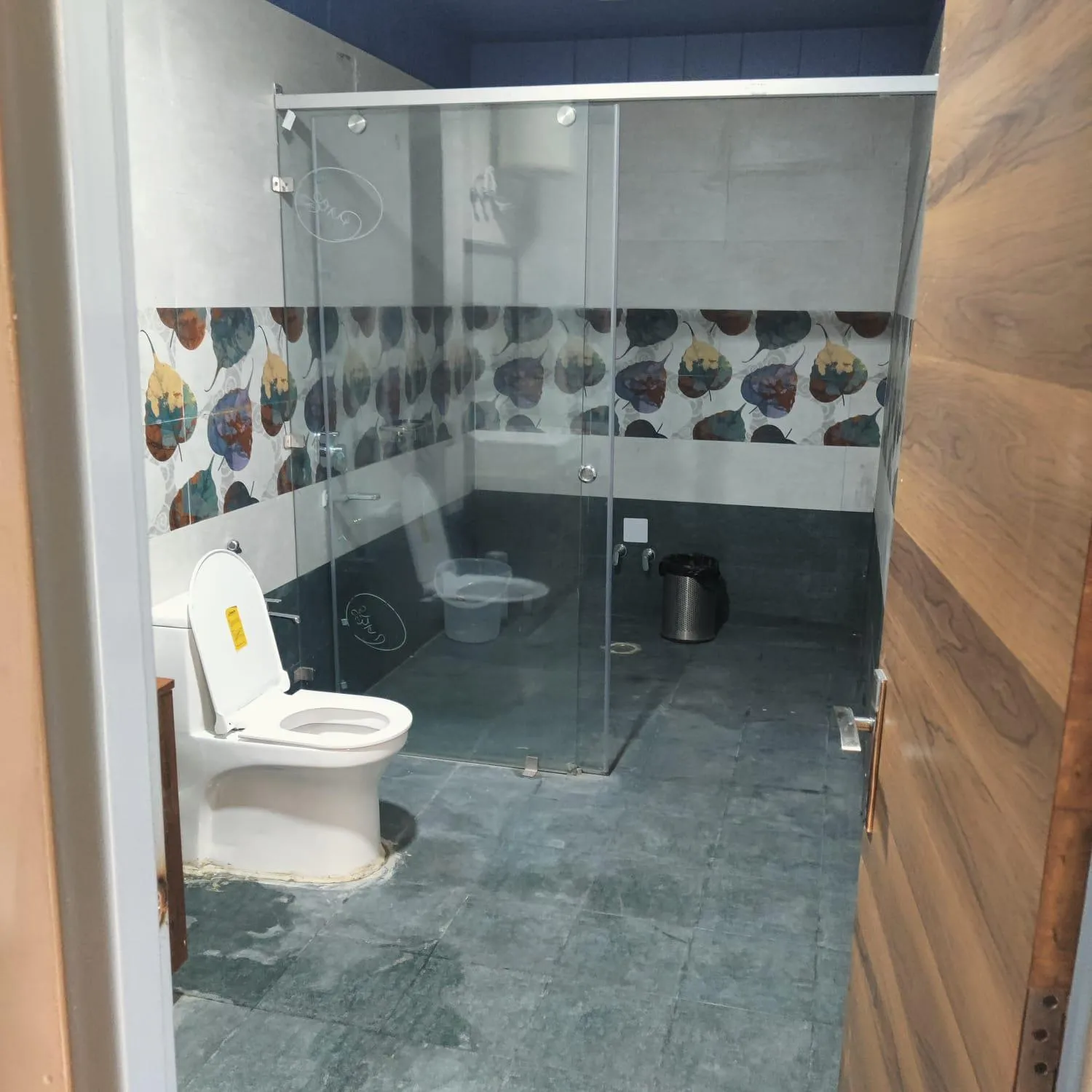 Bathroom in Hotel Pearl Residency